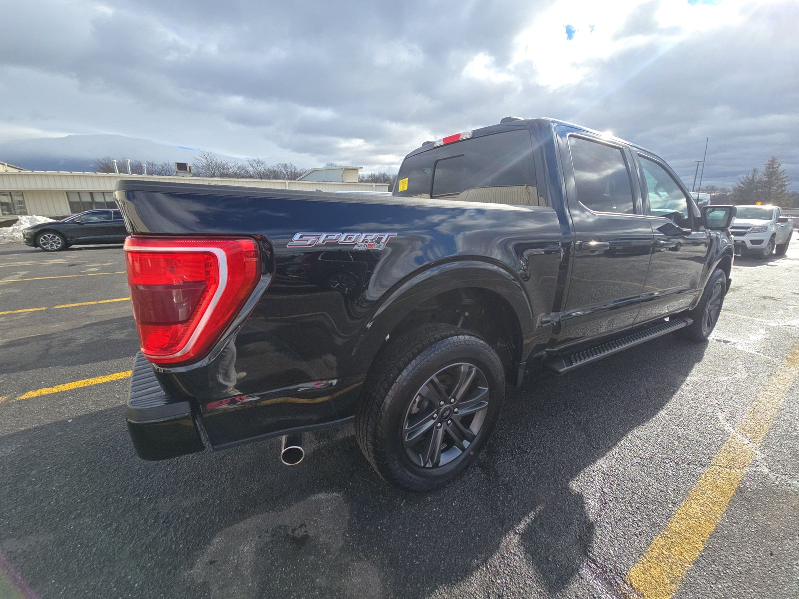 2023 Ford F-150 XLT AWD