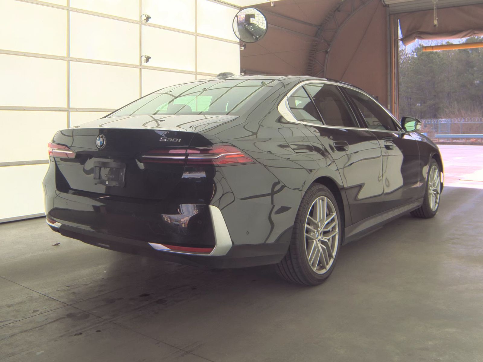 2025 BMW 5 Series 530i RWD