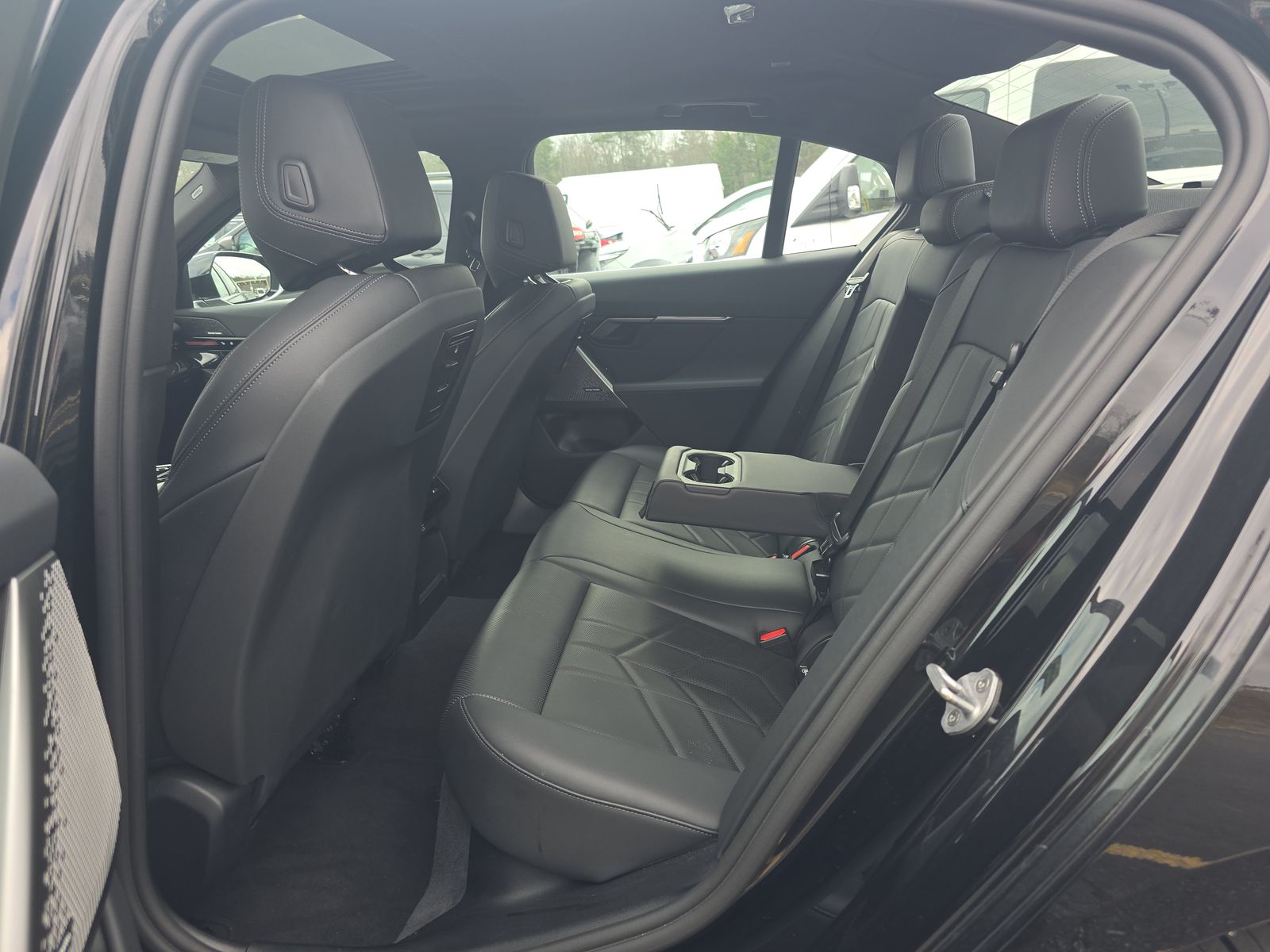 2025 BMW 5 Series 530i RWD