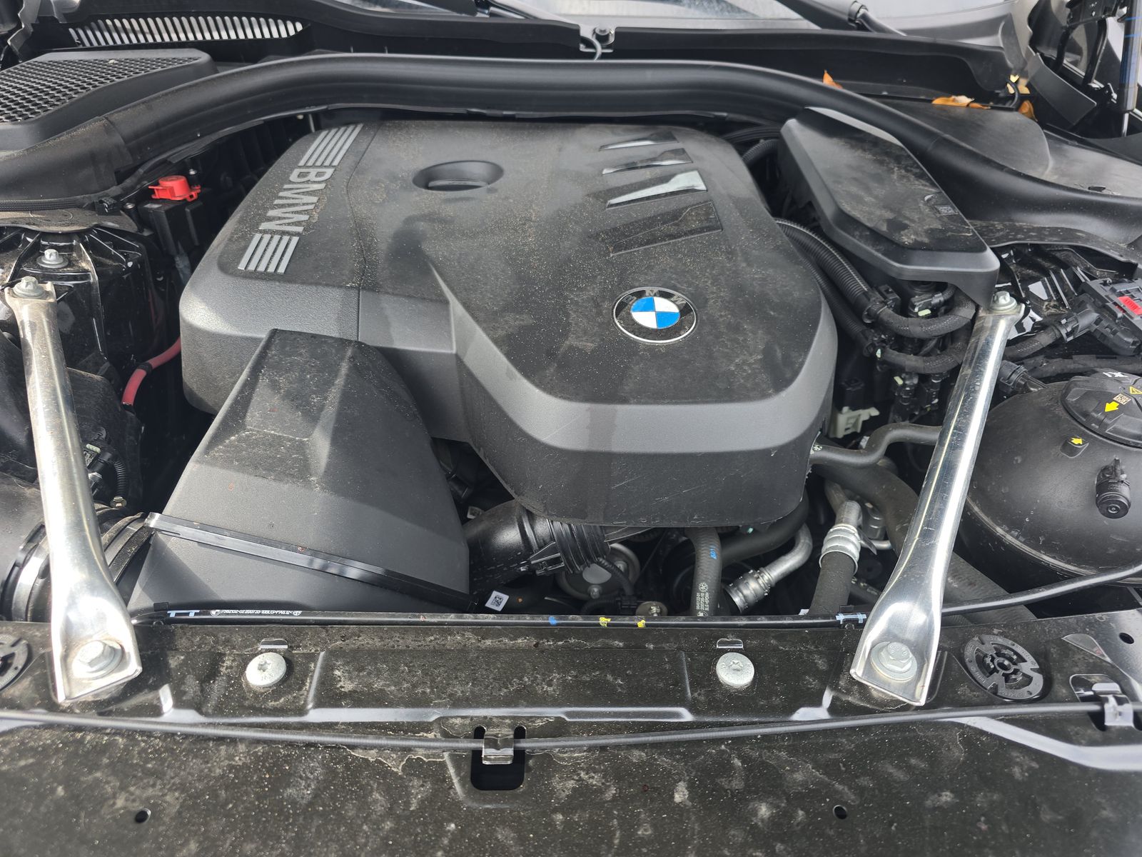 2025 BMW 5 Series 530i RWD