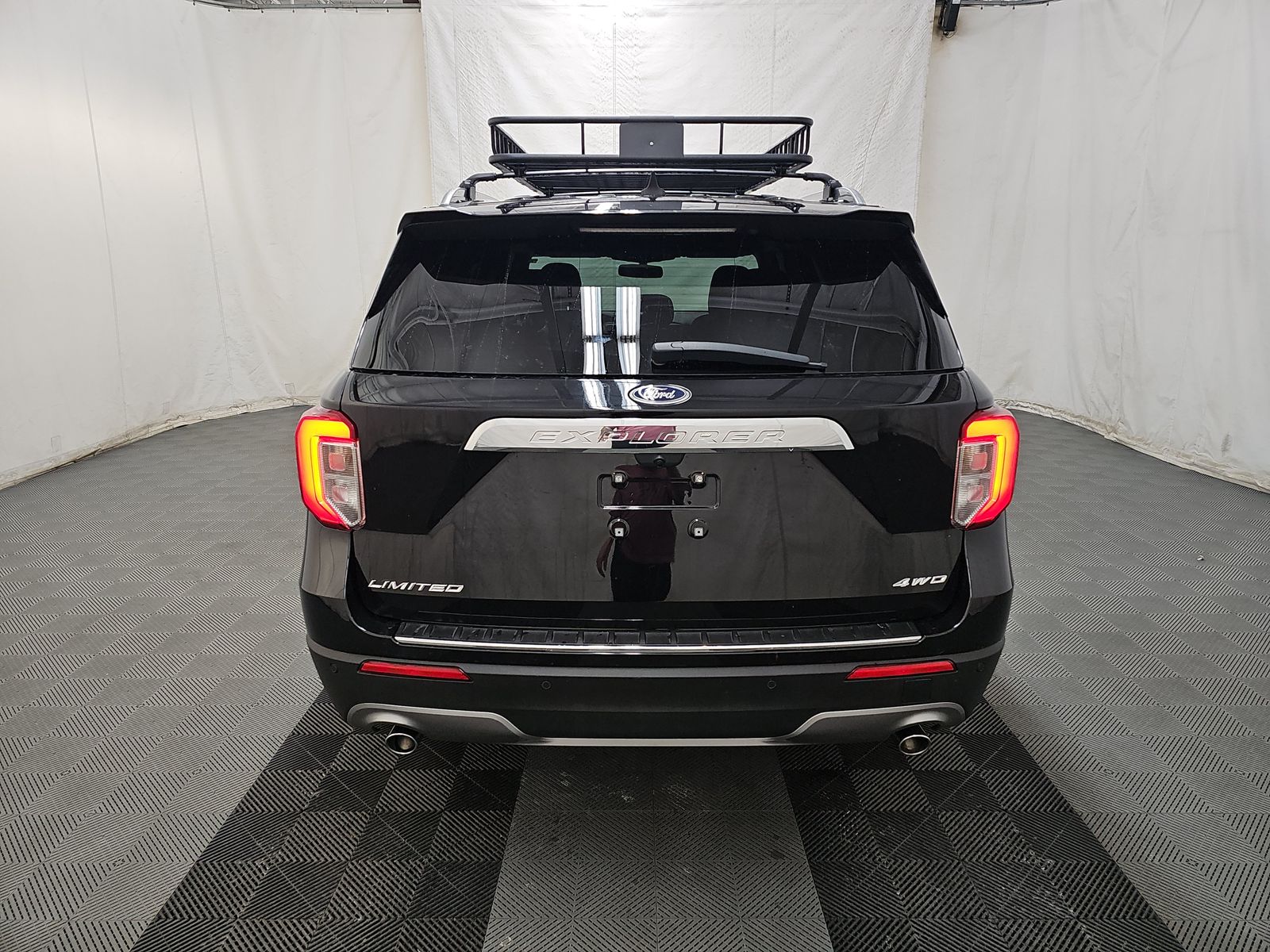 FORD EXPLORER - 6