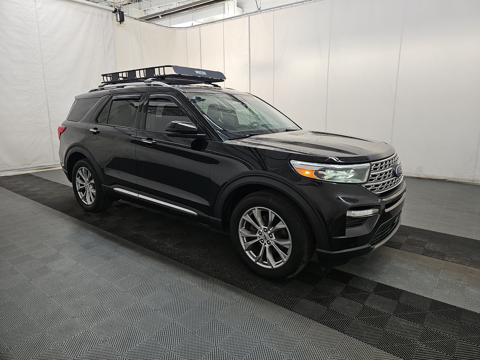 FORD EXPLORER - 4