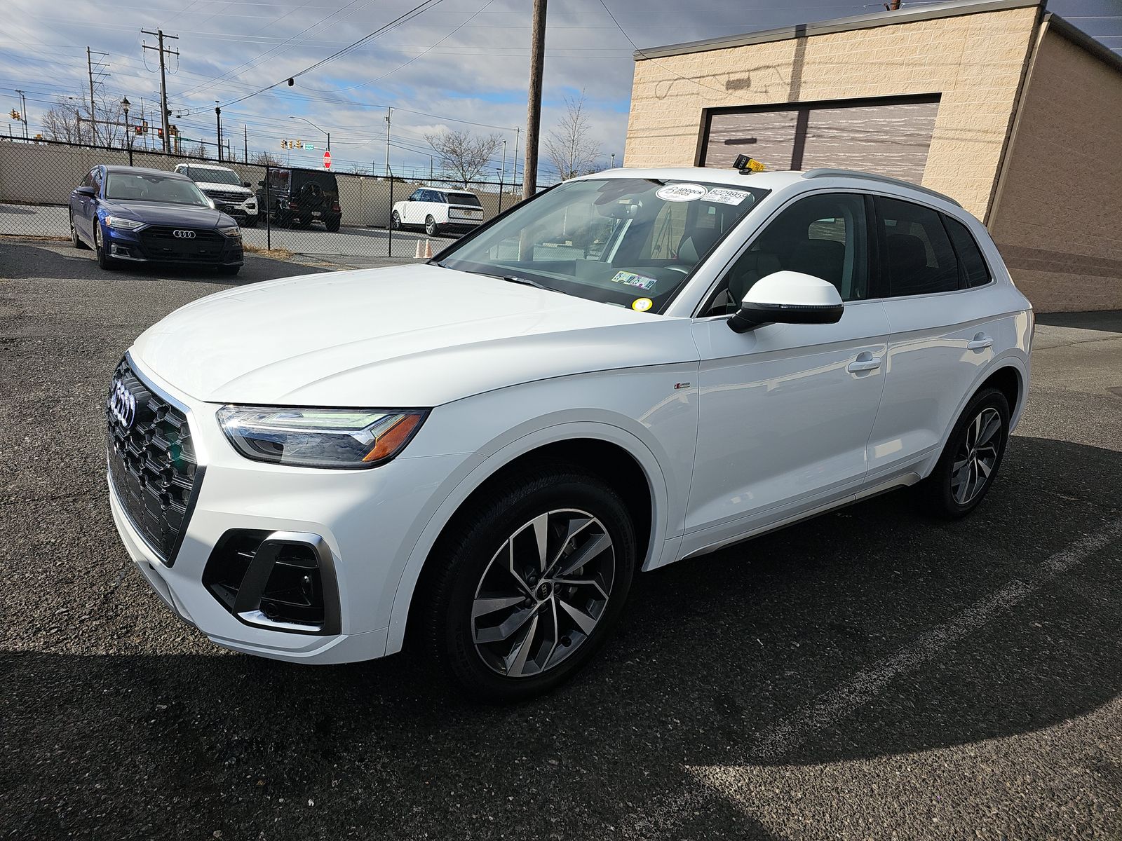 2024 Audi Q5 Premium's photo