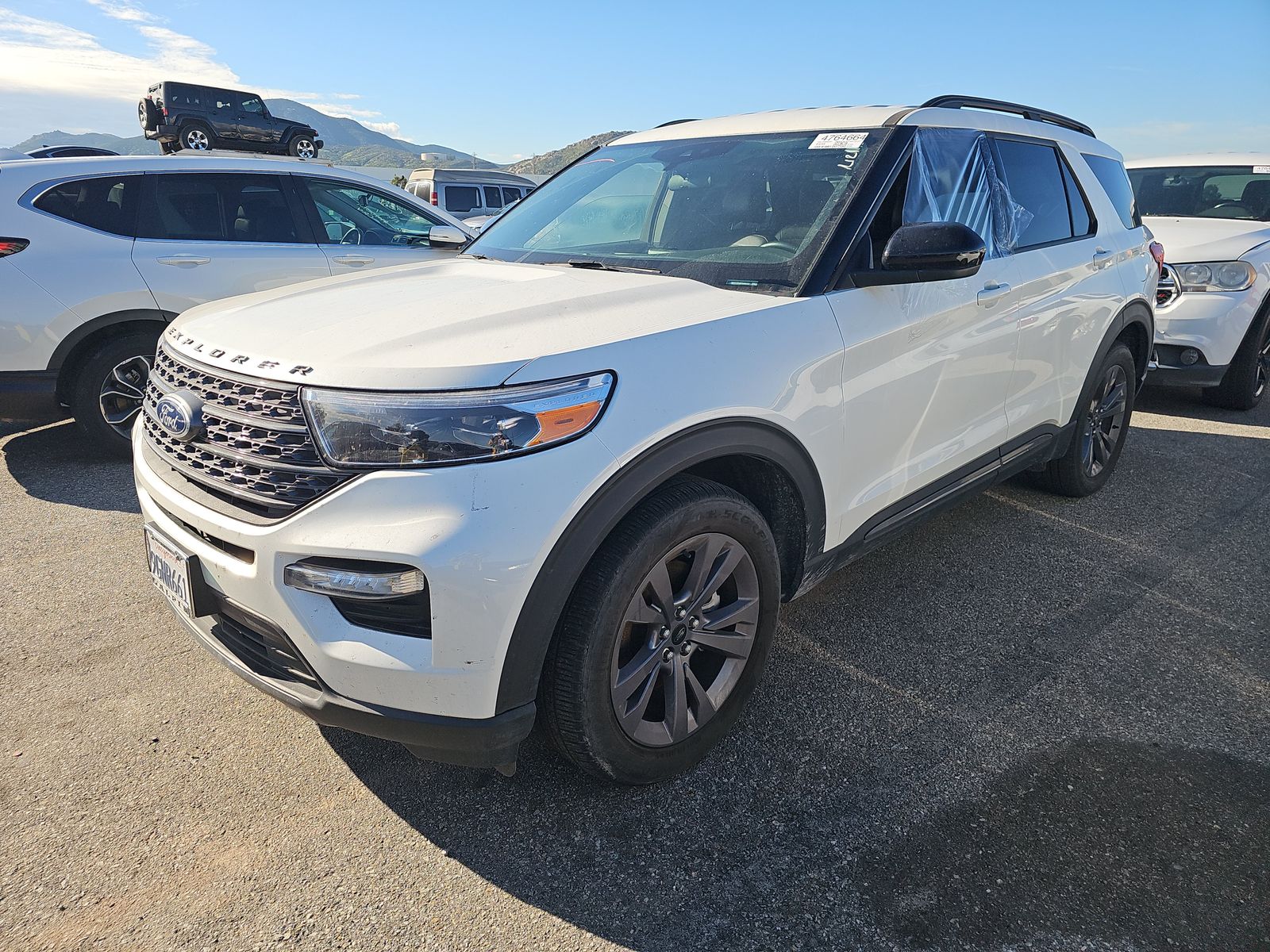 2023 Ford Explorer XLT FWD