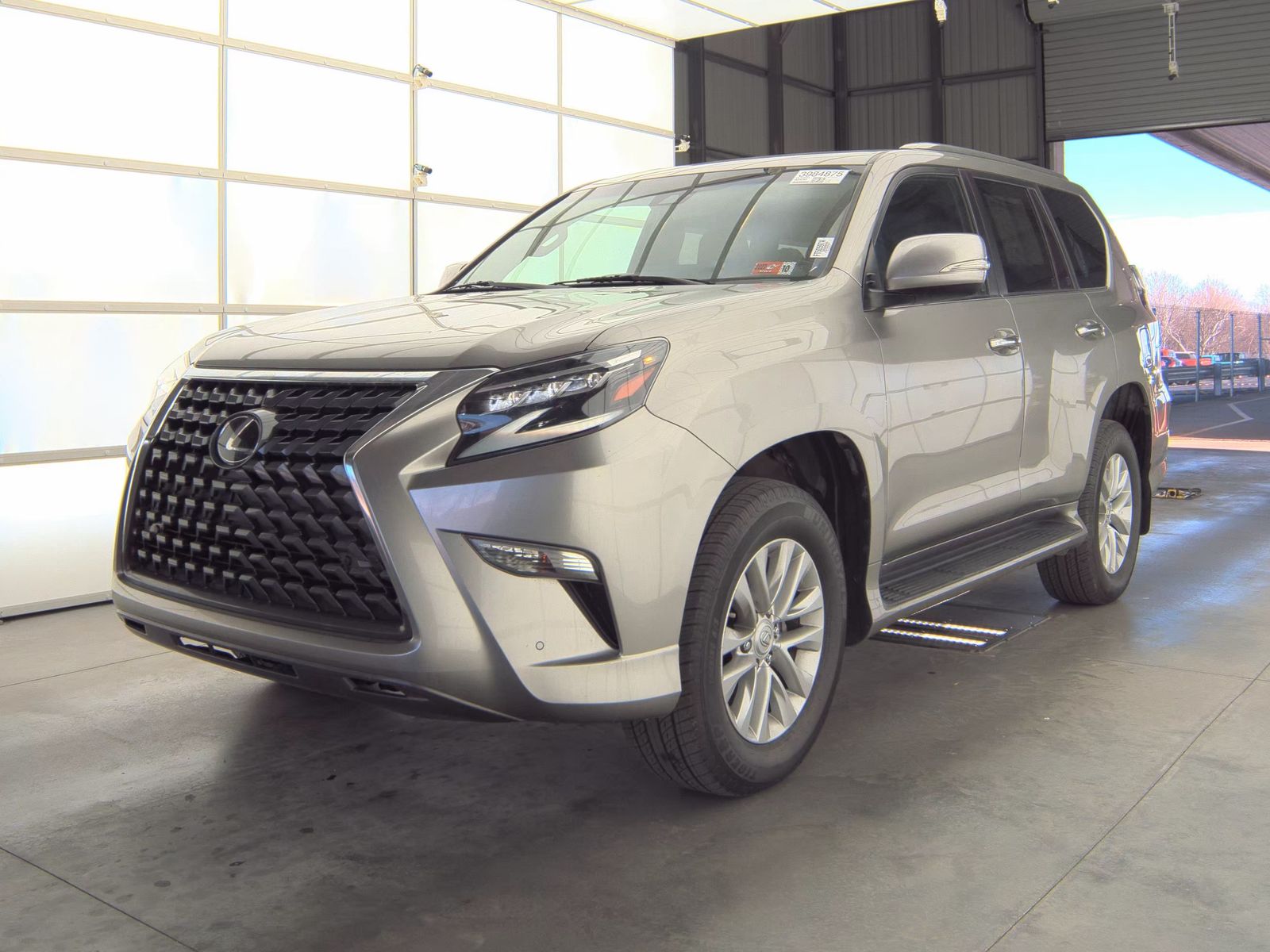 2022 Lexus GX Base's photo