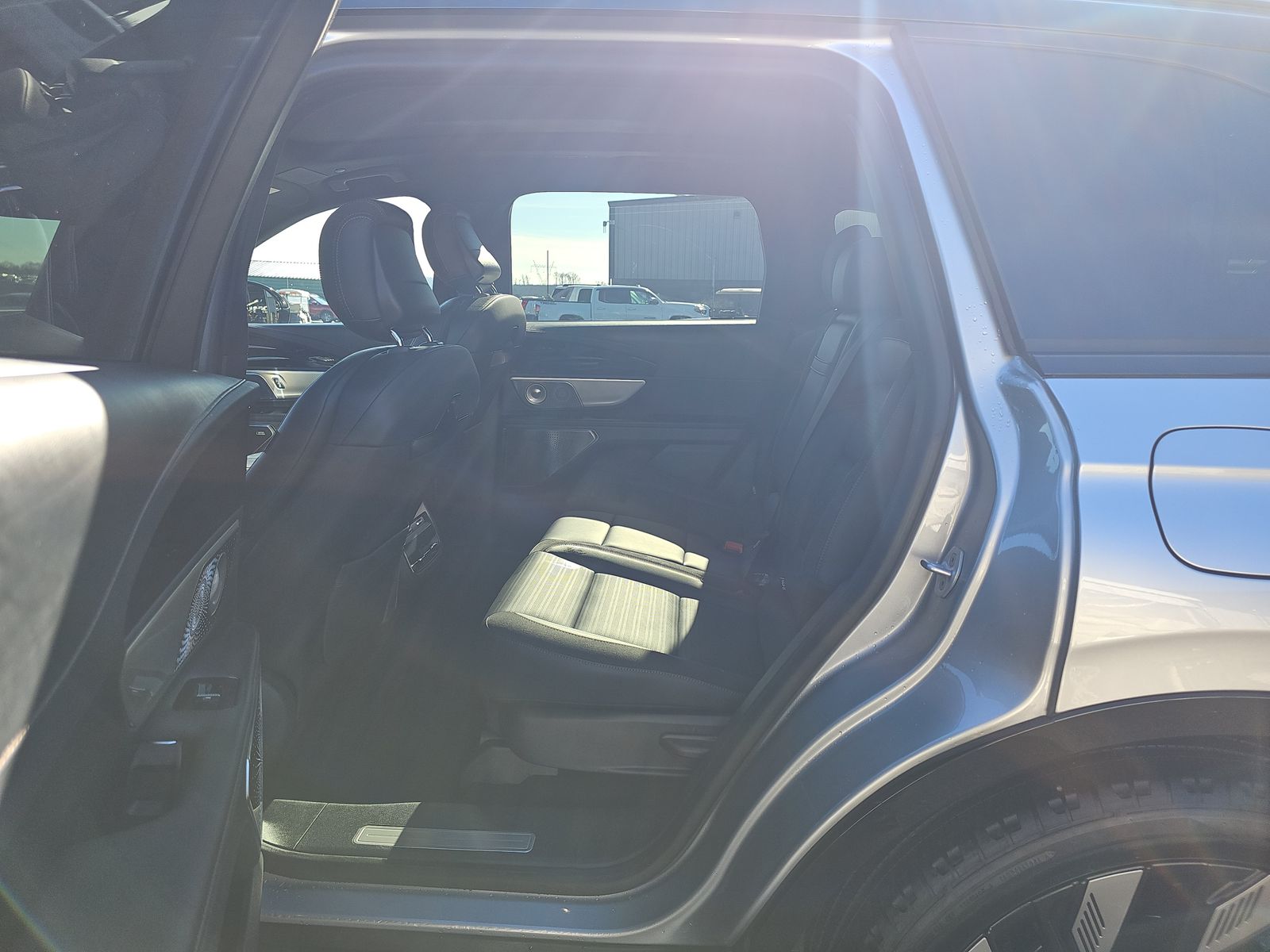 2025 Lincoln Nautilus Reserve AWD