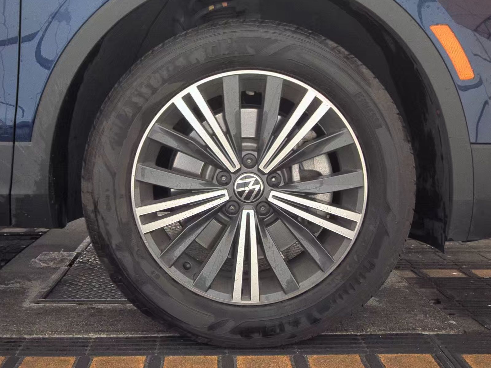 2024 Volkswagen Tiguan 2.0T Wolfsburg Edition FWD