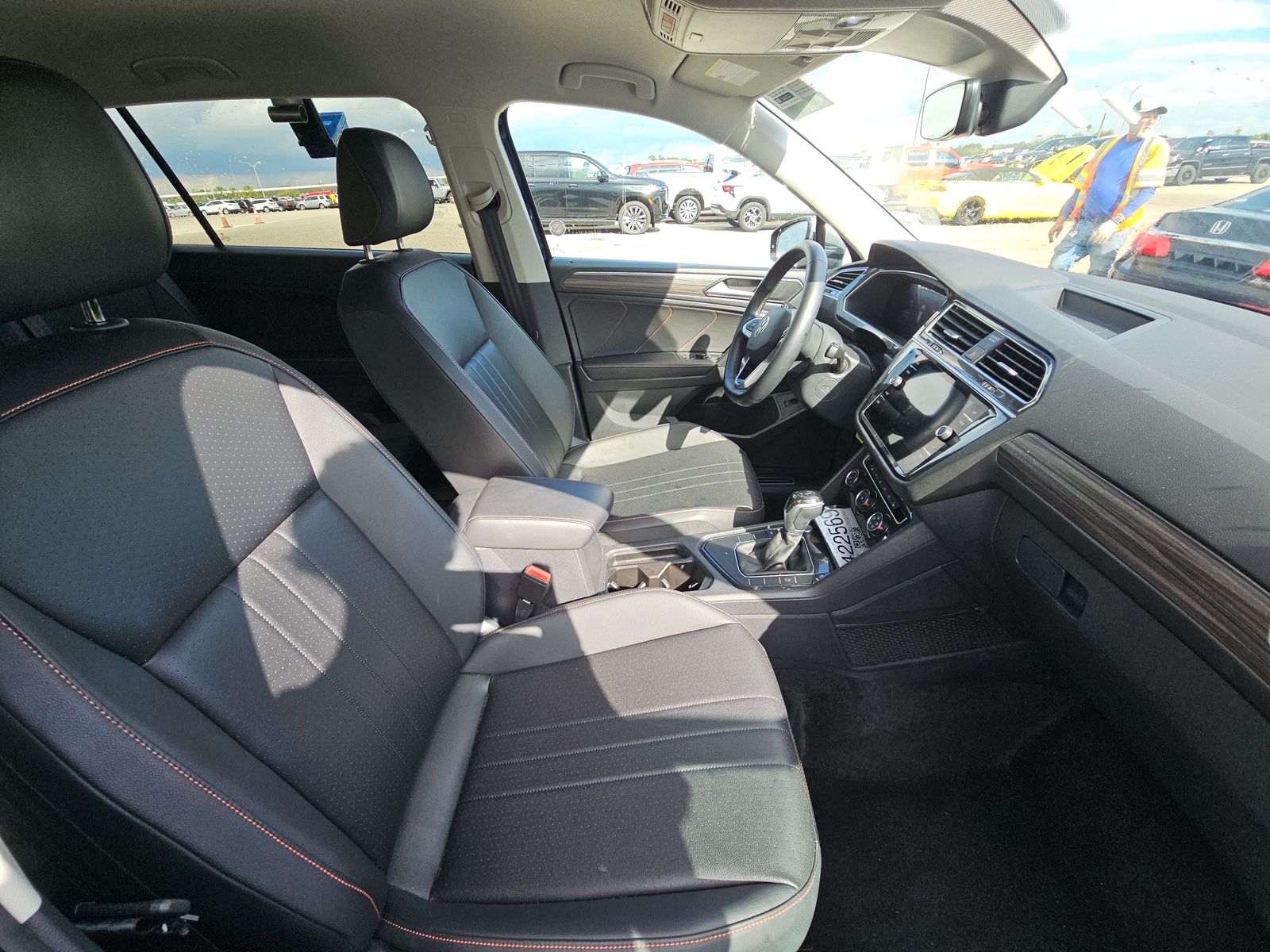 2024 Volkswagen Tiguan 2.0T Wolfsburg Edition FWD