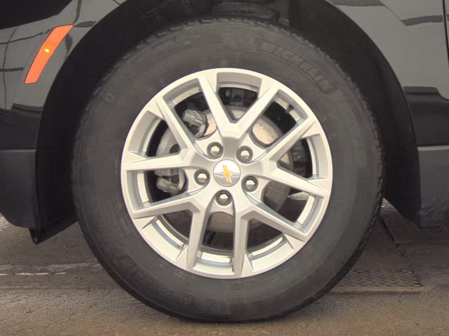 2024 Chevrolet Equinox LT FWD