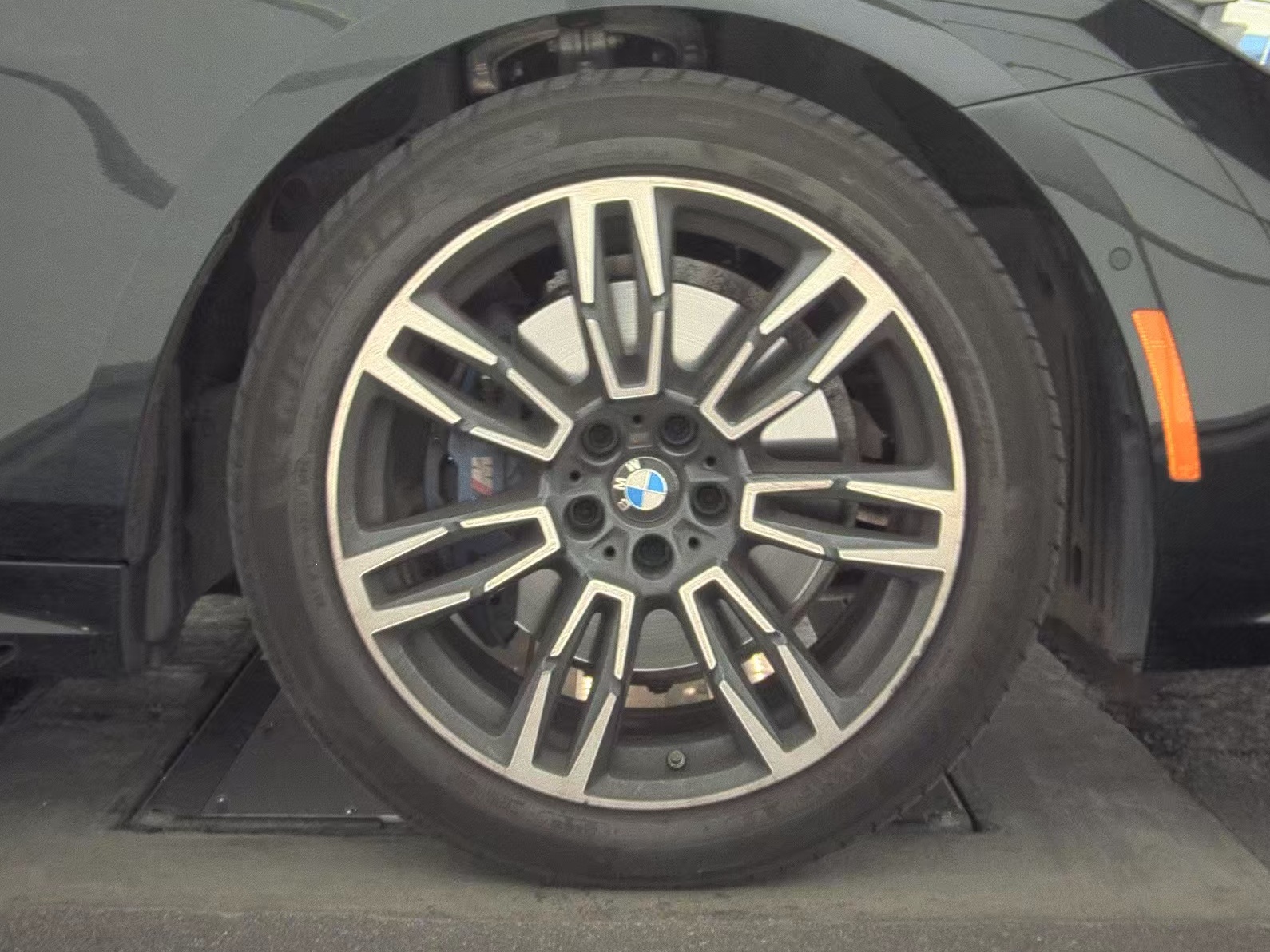 2026 BMW 5 Series 530i xDrive AWD