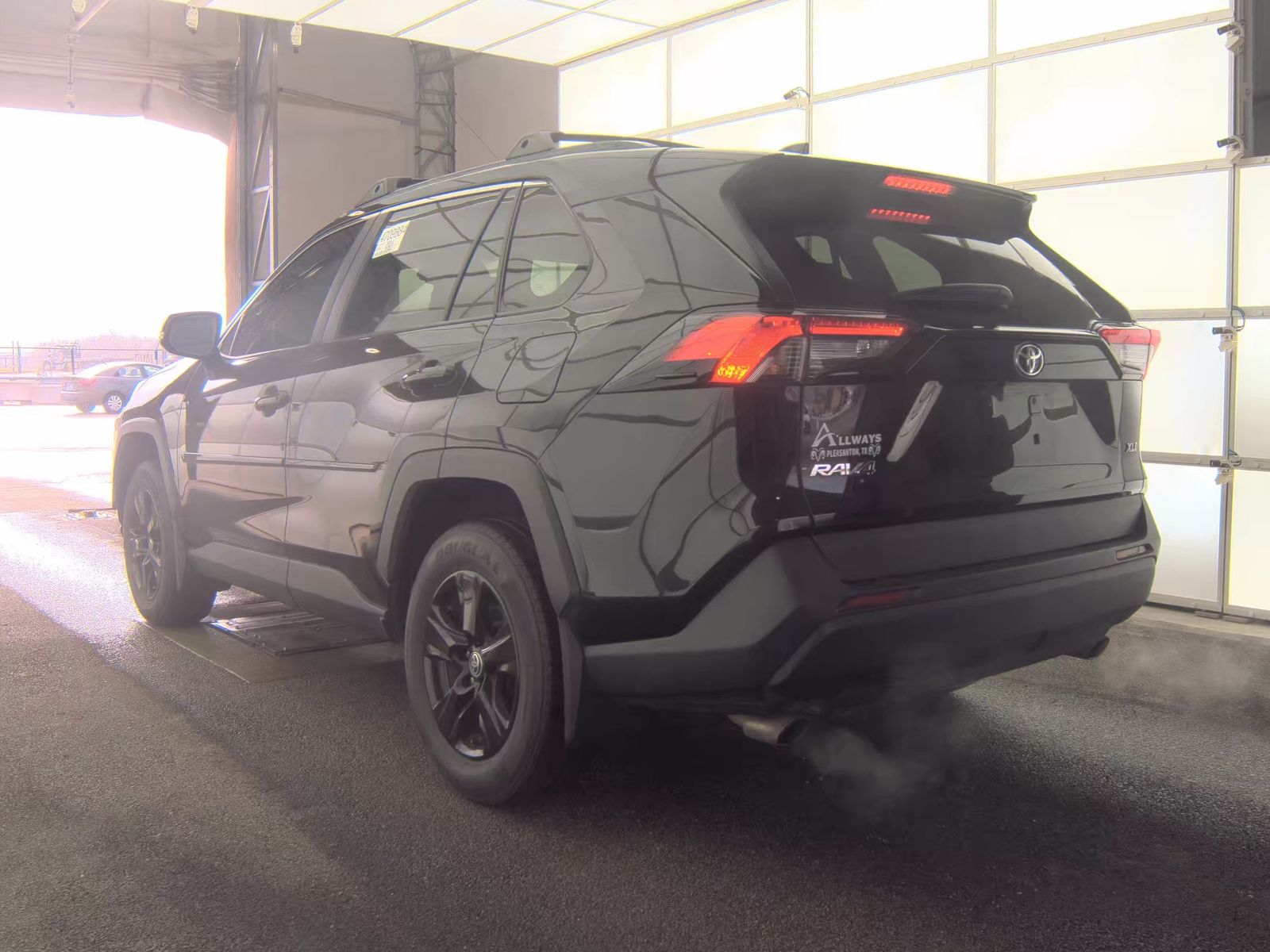 2024 Toyota RAV4 XLE FWD