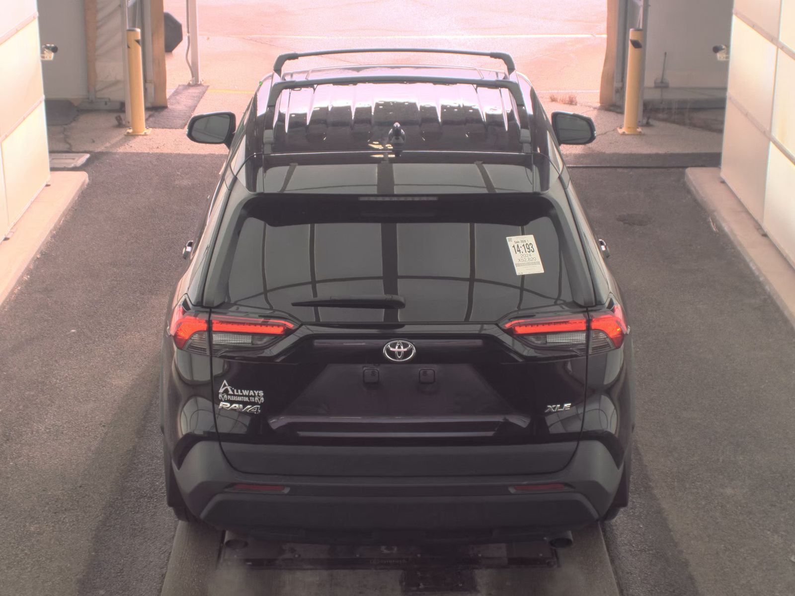 2024 Toyota RAV4 XLE FWD