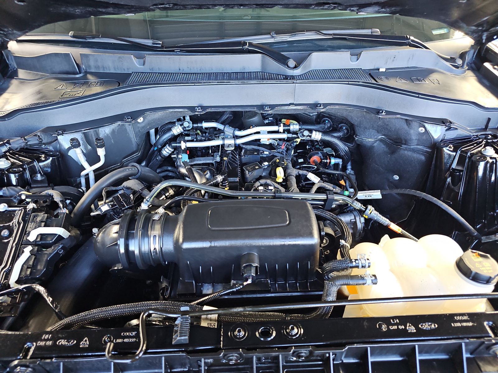 2023 Ford Explorer XLT AWD