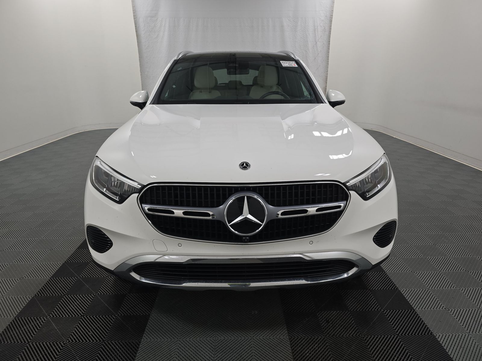 MERCEDES-BENZ GLC - 3