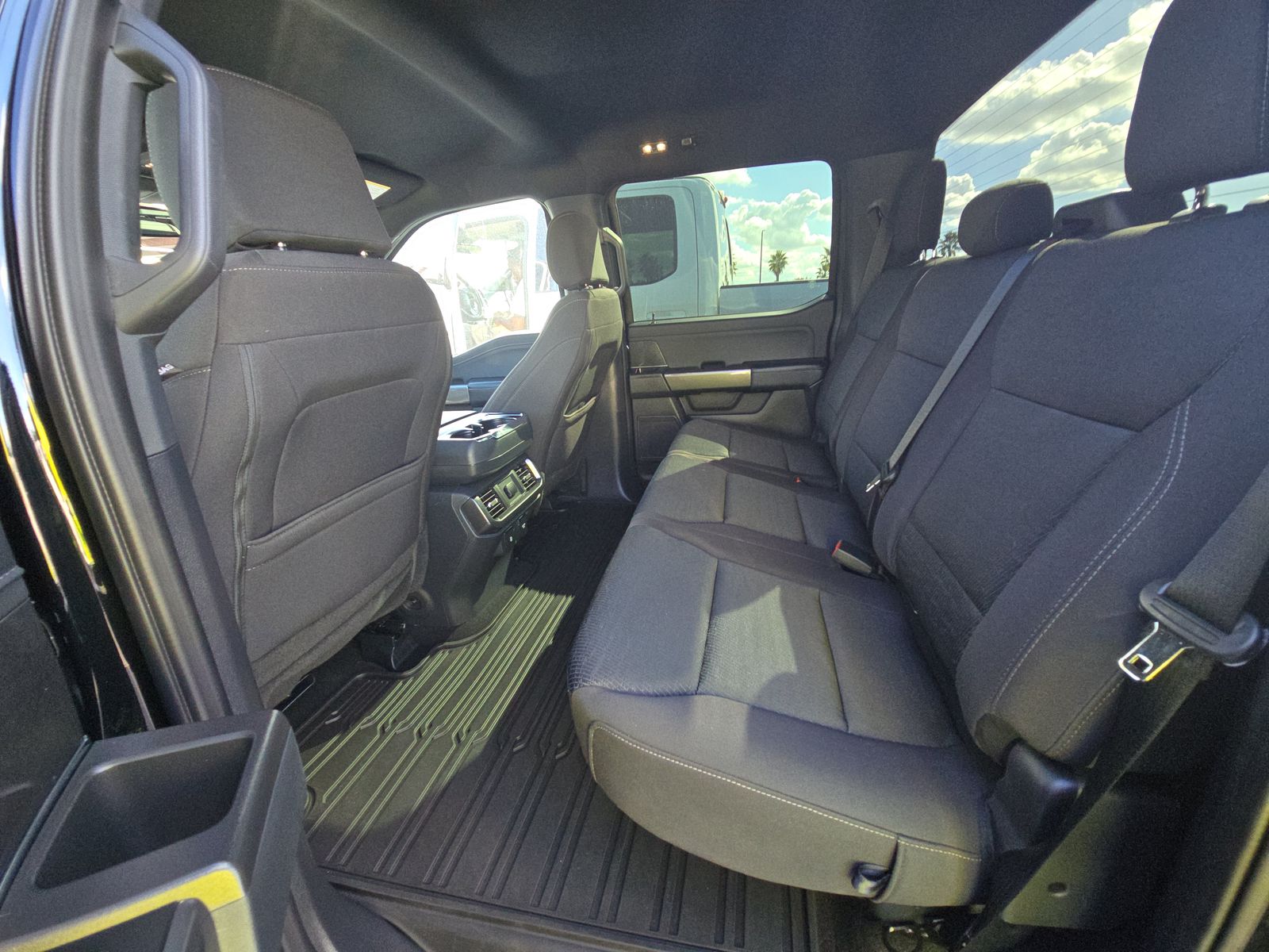 2023 Ford F-150 Hybrid XLT AWD