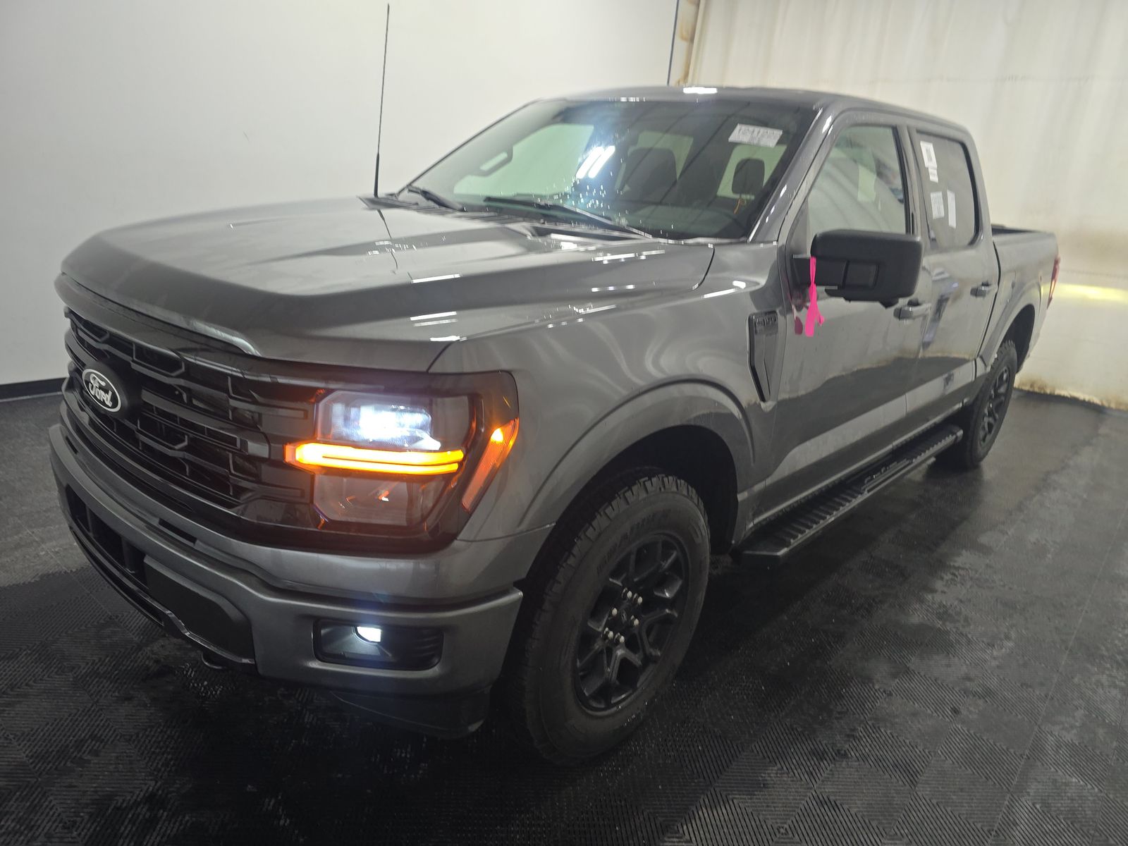 2024 Ford F-150 XLT AWD