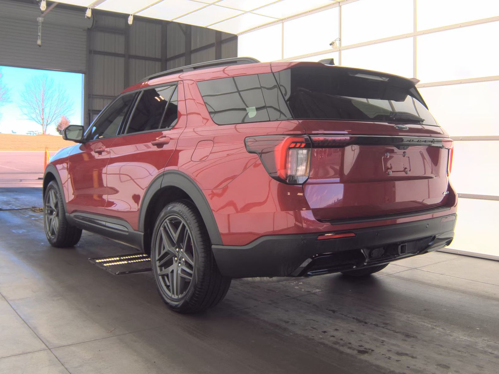 2025 Ford Explorer ST-Line AWD