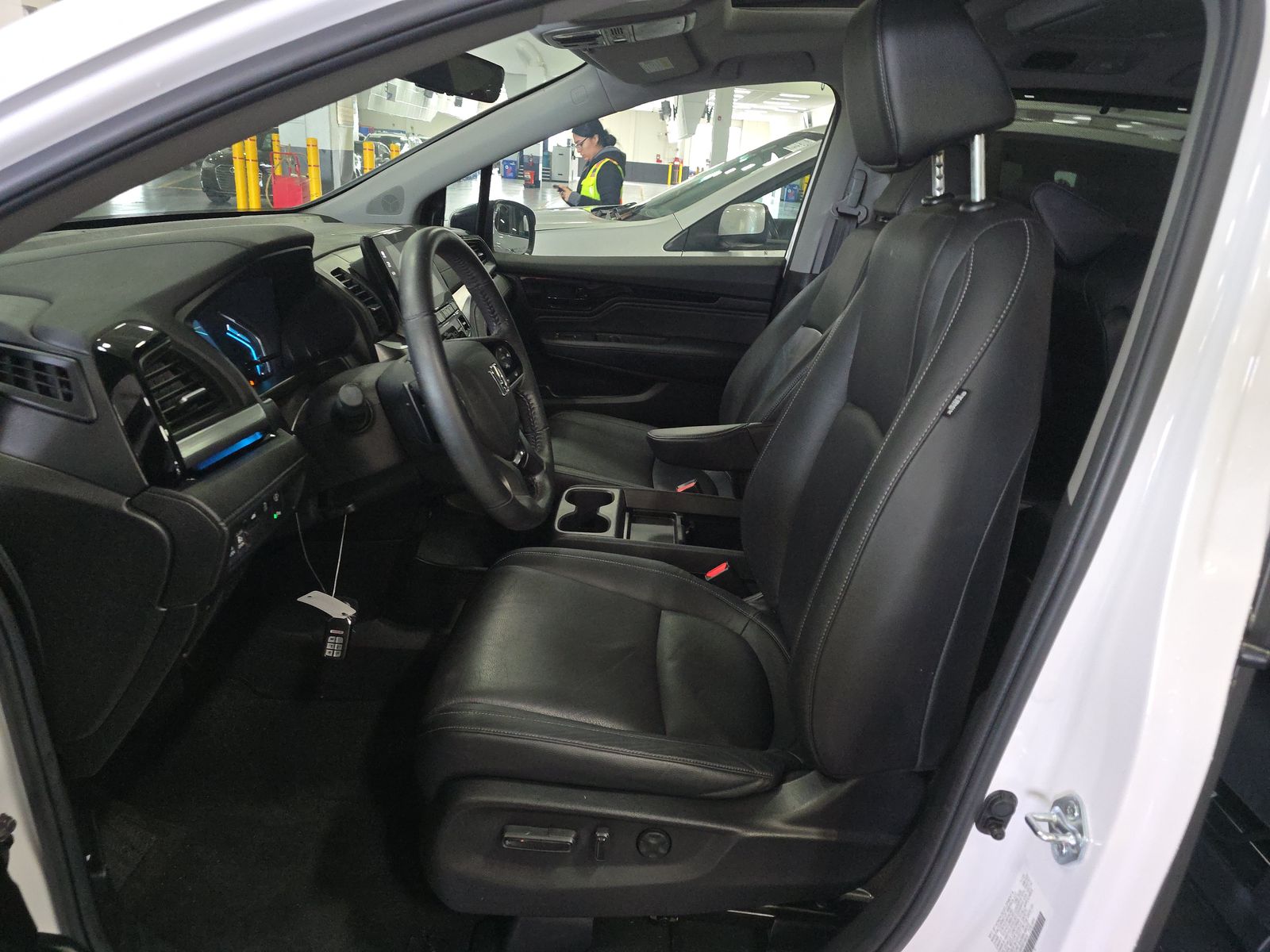 2024 Honda Odyssey Touring FWD