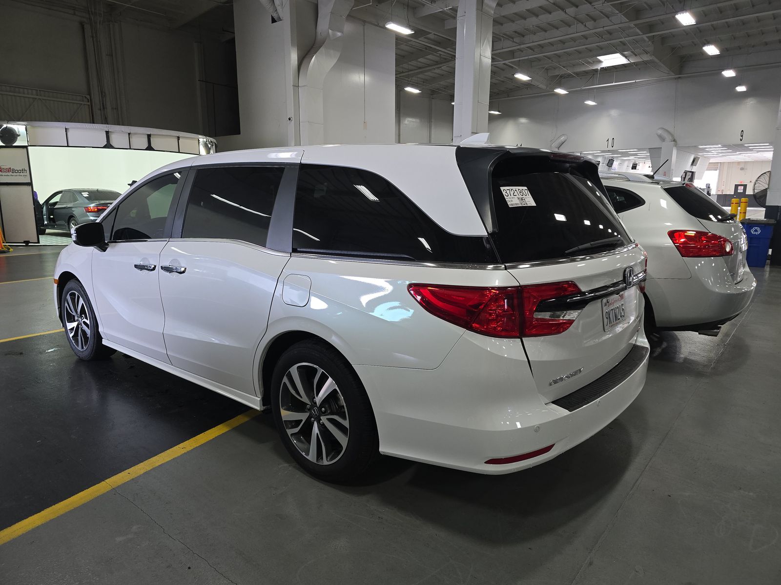 2024 Honda Odyssey Touring FWD