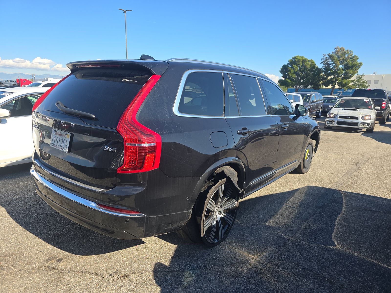 2025 Volvo XC90 B6 Plus AWD