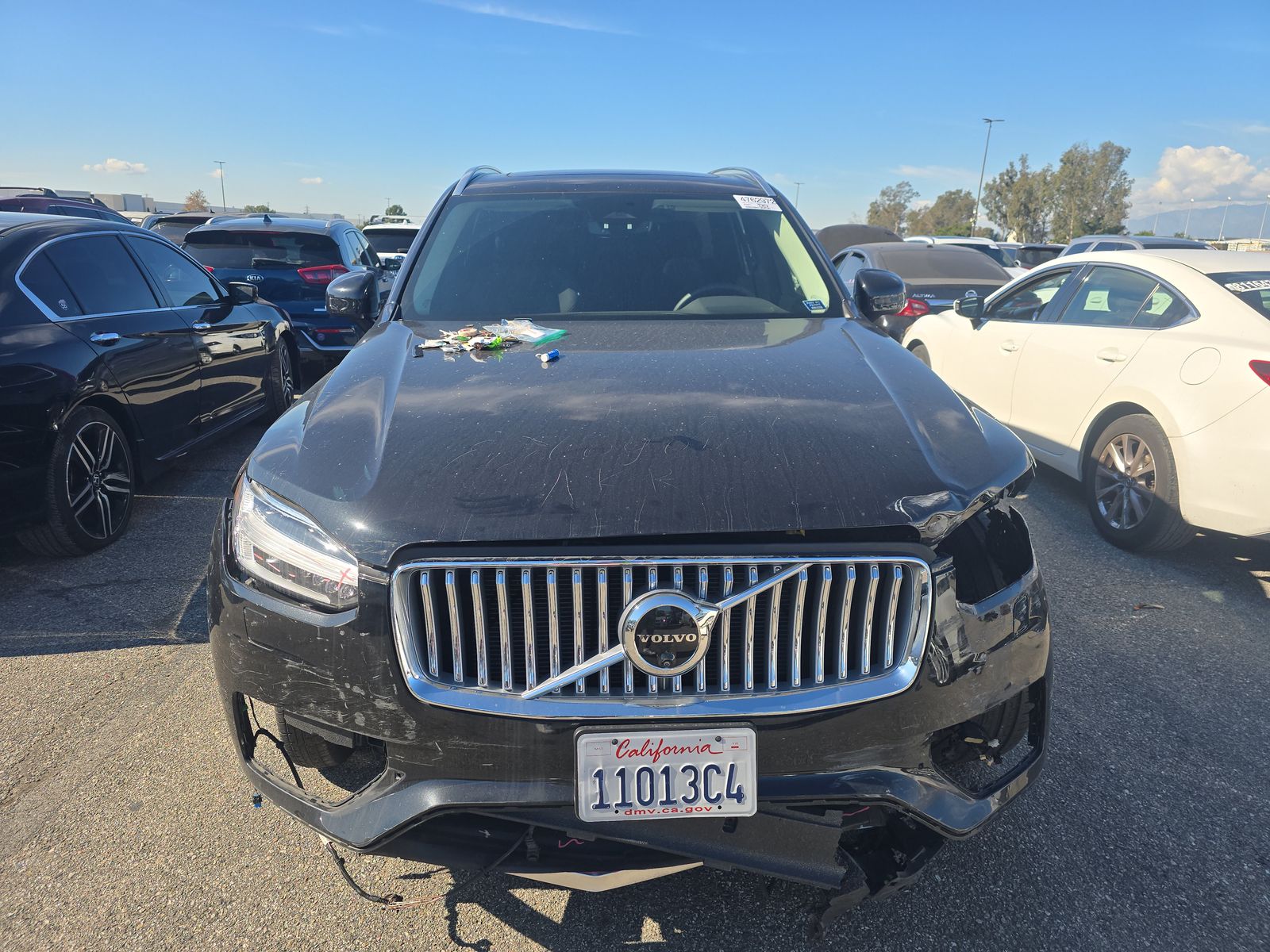 2025 Volvo XC90 B6 Plus AWD