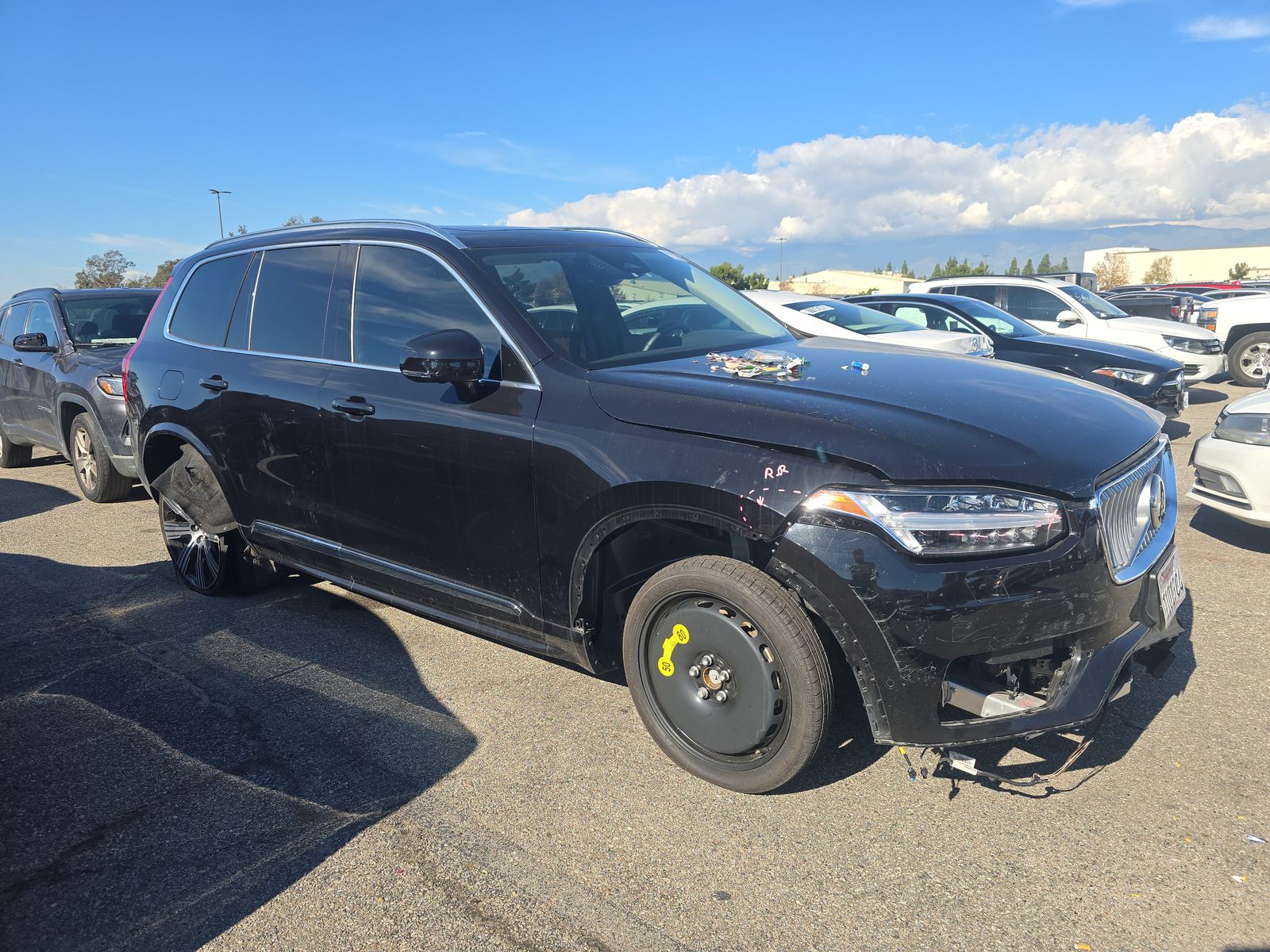 2025 Volvo XC90 B6 Plus AWD