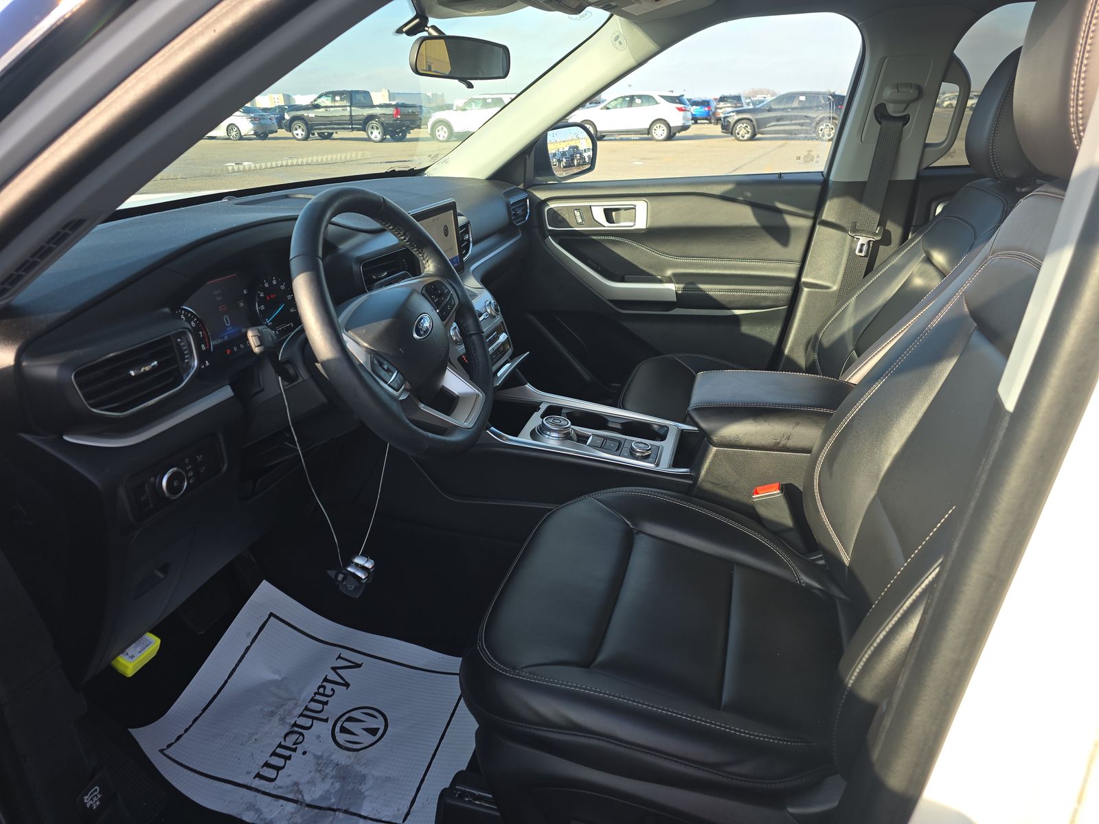 2023 Ford Explorer XLT AWD