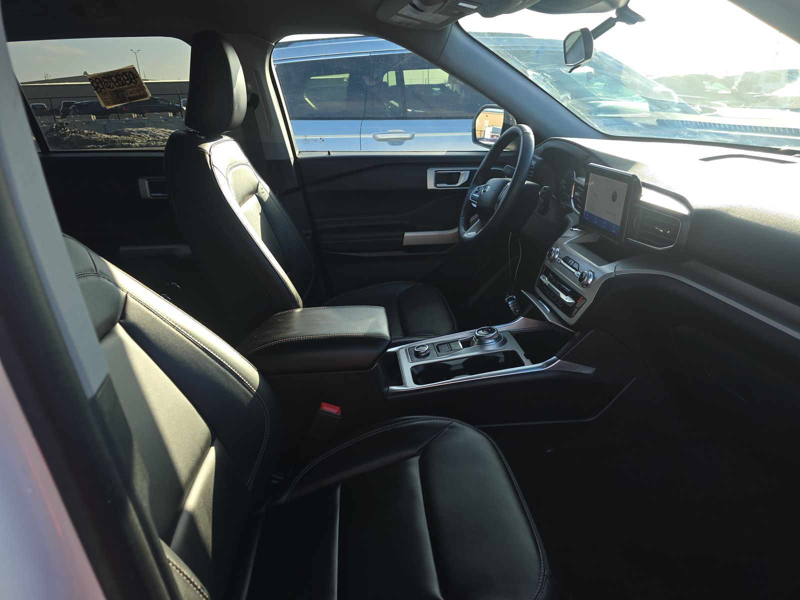 2023 Ford Explorer XLT AWD