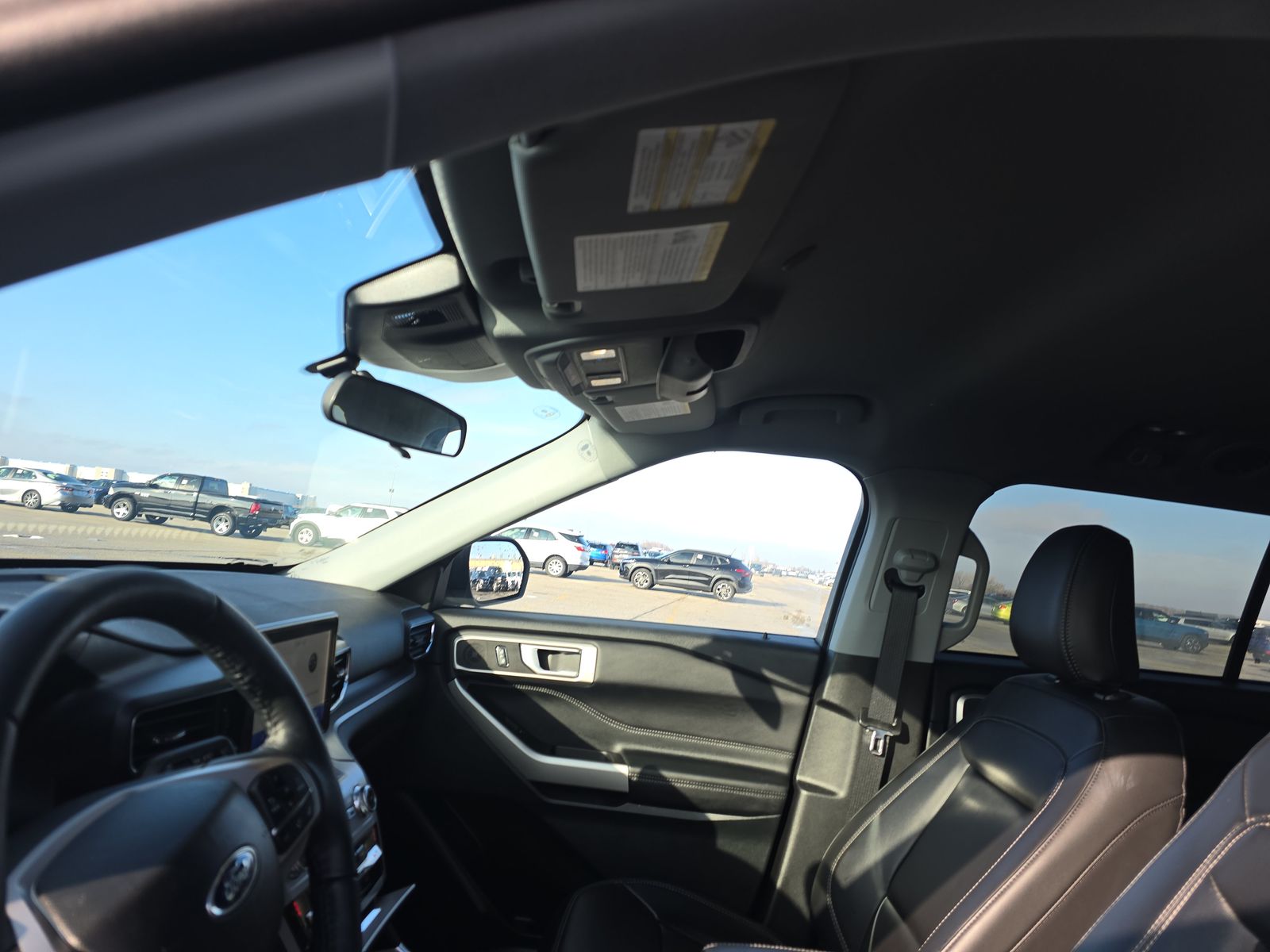 2023 Ford Explorer XLT AWD