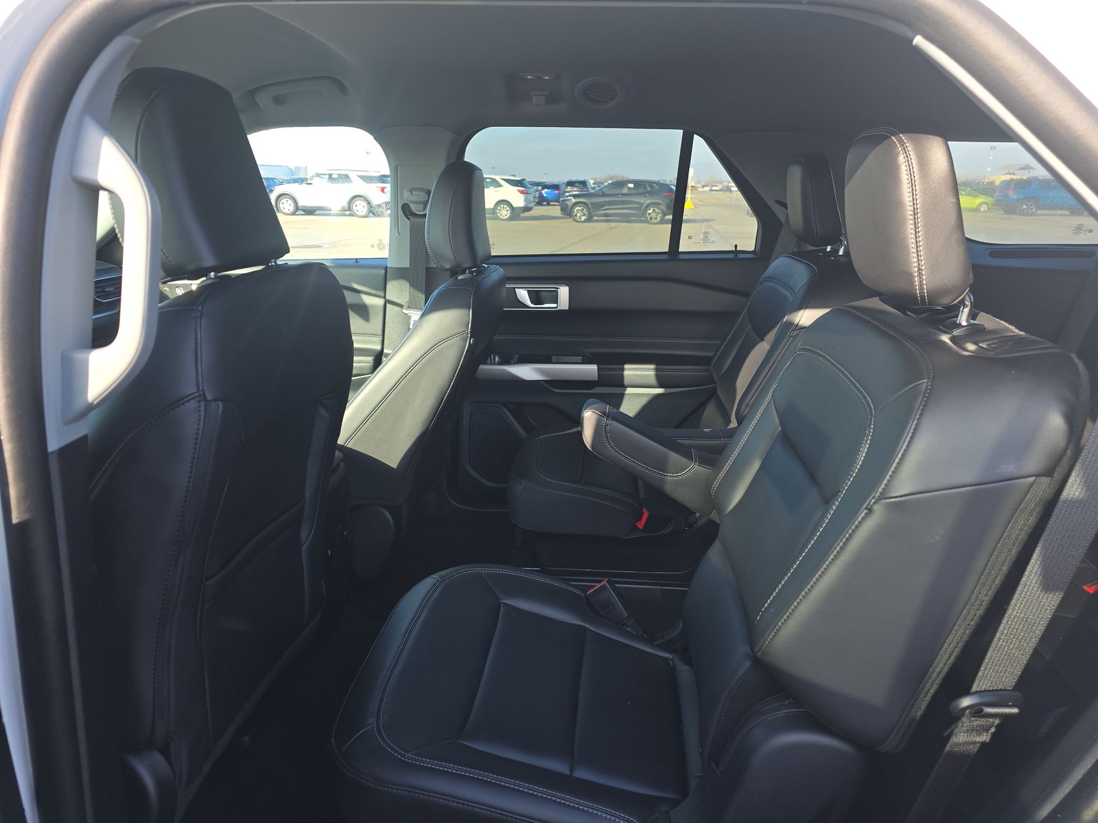 2023 Ford Explorer XLT AWD