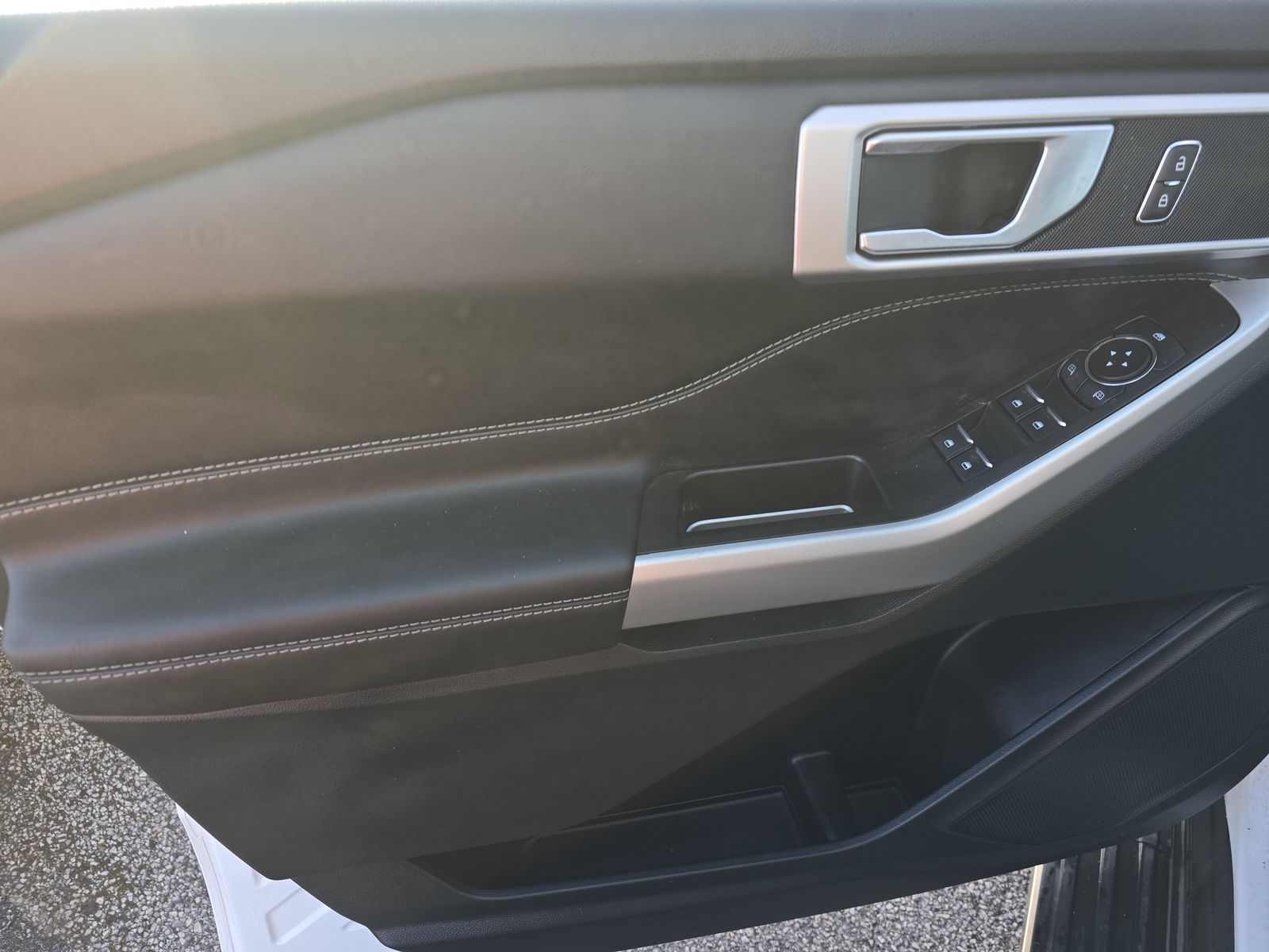 2023 Ford Explorer XLT AWD