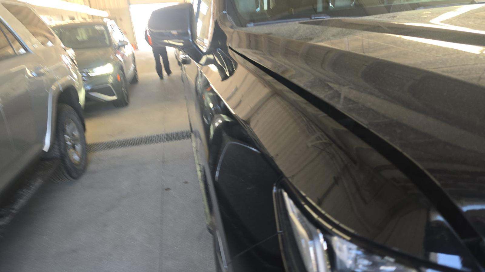 2023 Cadillac Escalade Sport AWD