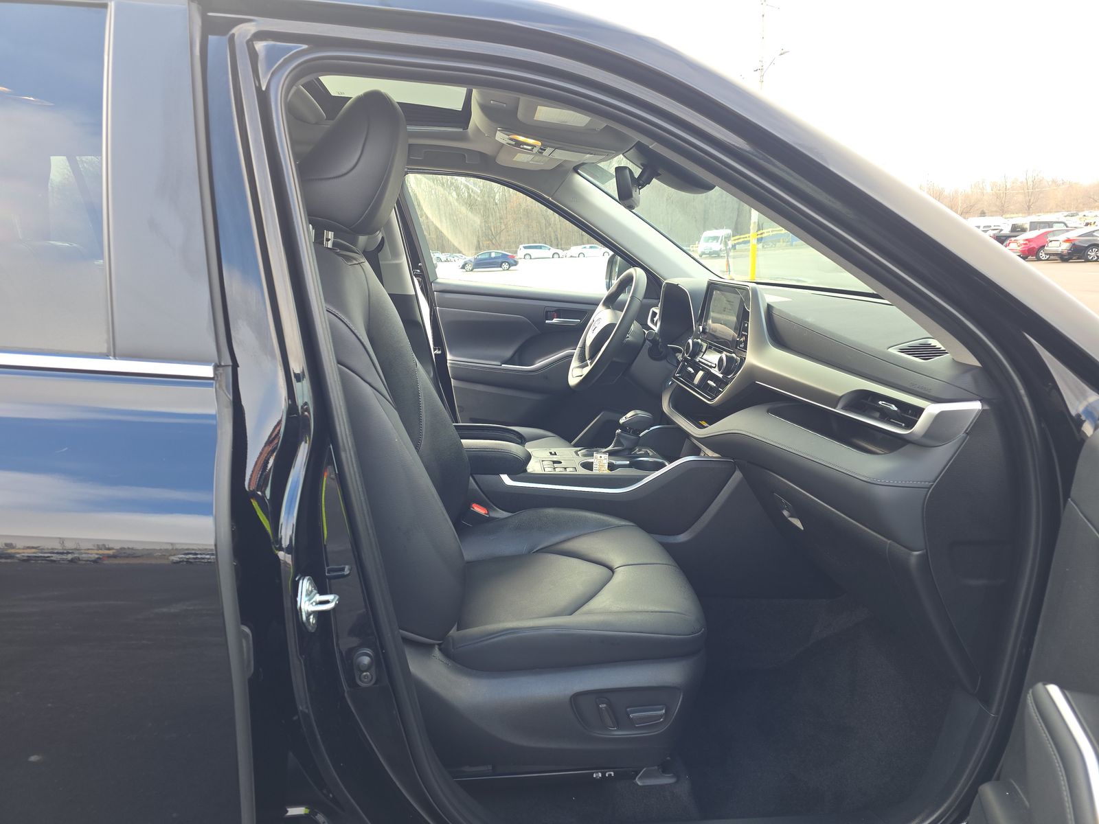 2023 Toyota Highlander Hybrid XLE AWD