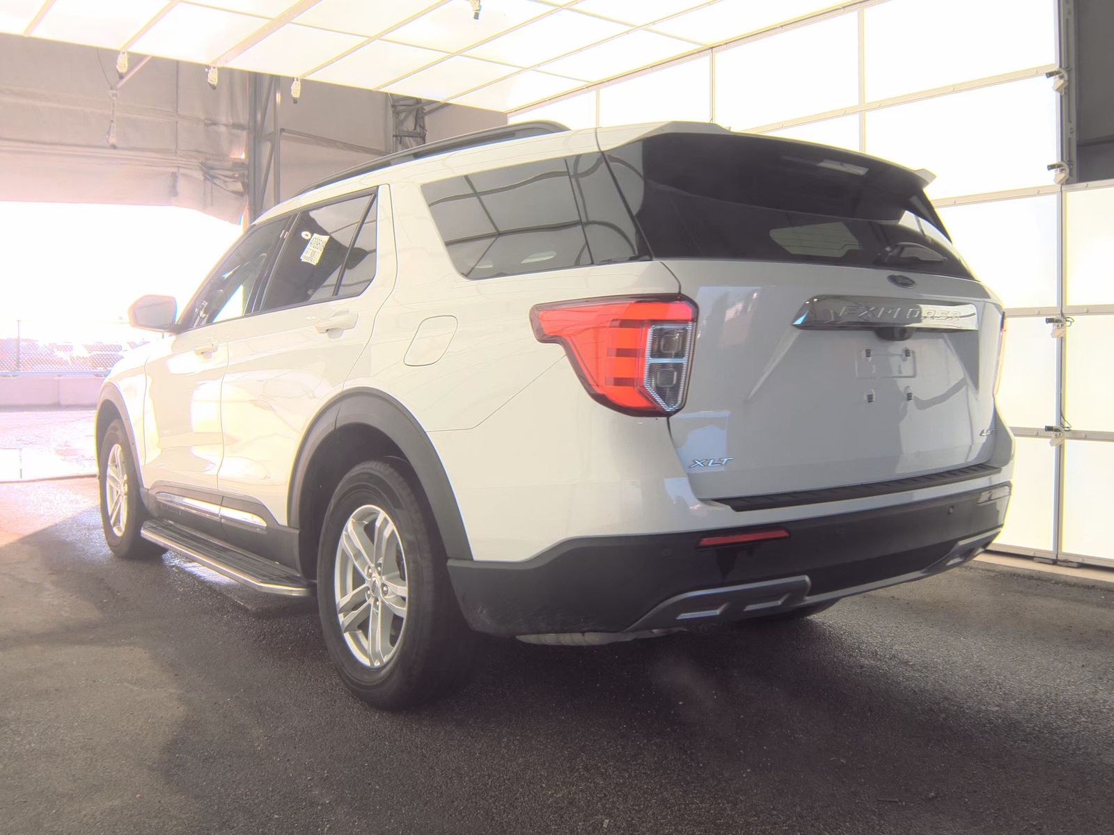 2023 Ford Explorer XLT AWD