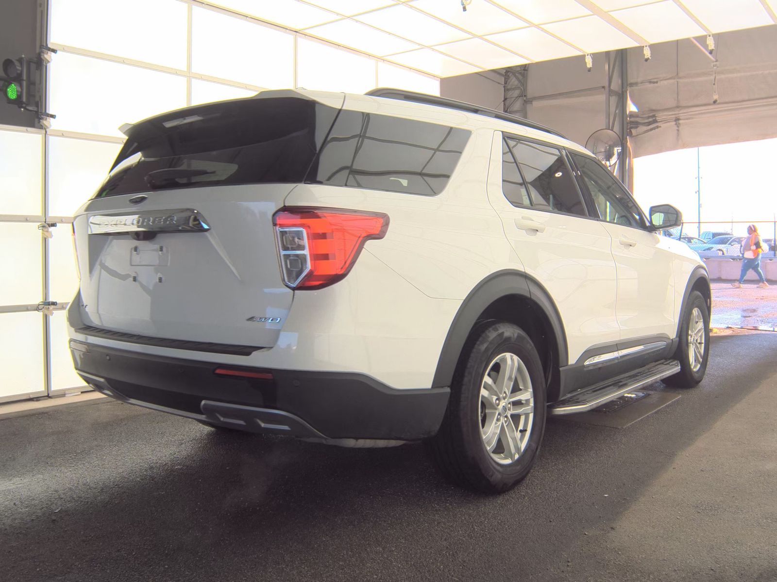 2023 Ford Explorer XLT AWD