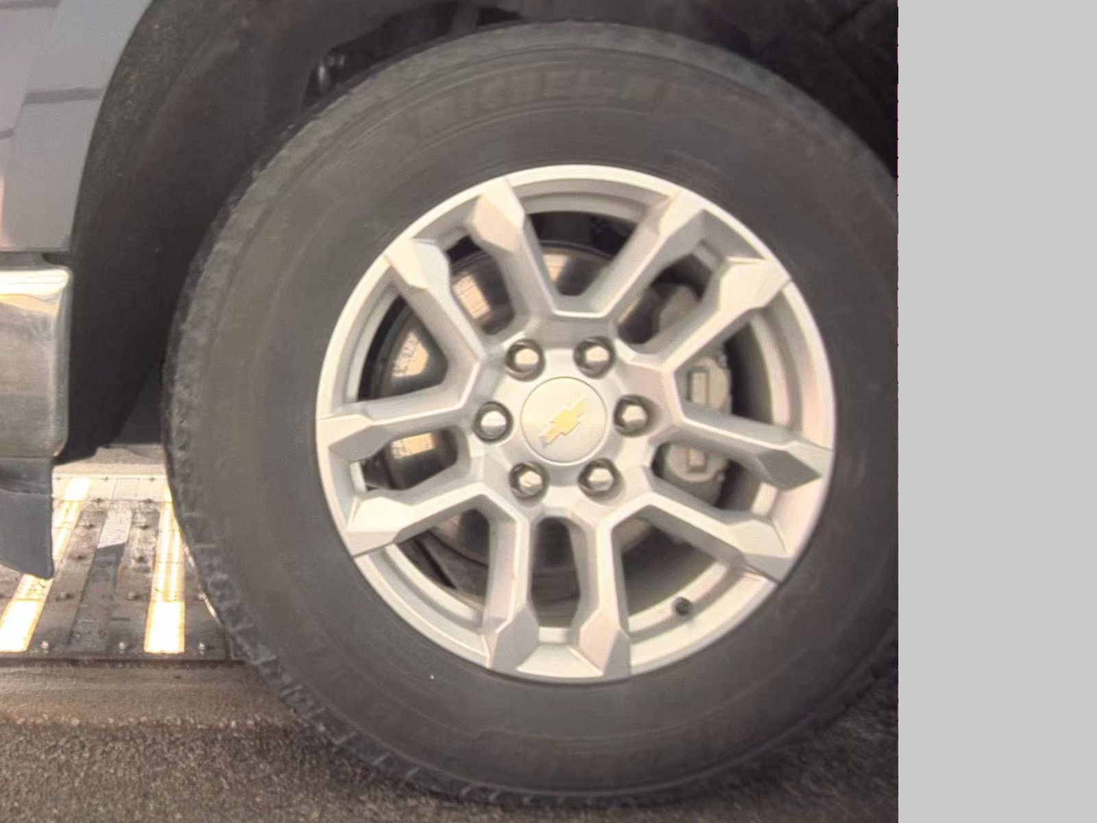 2023 Chevrolet Silverado 1500 LT AWD