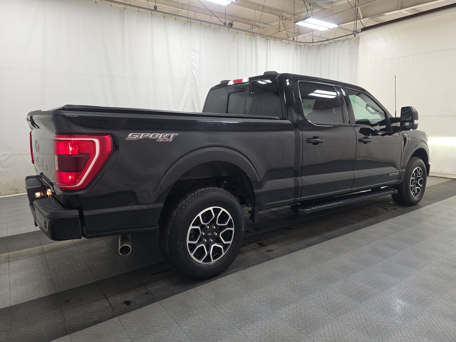2023 Ford F-150 Hybrid XLT AWD