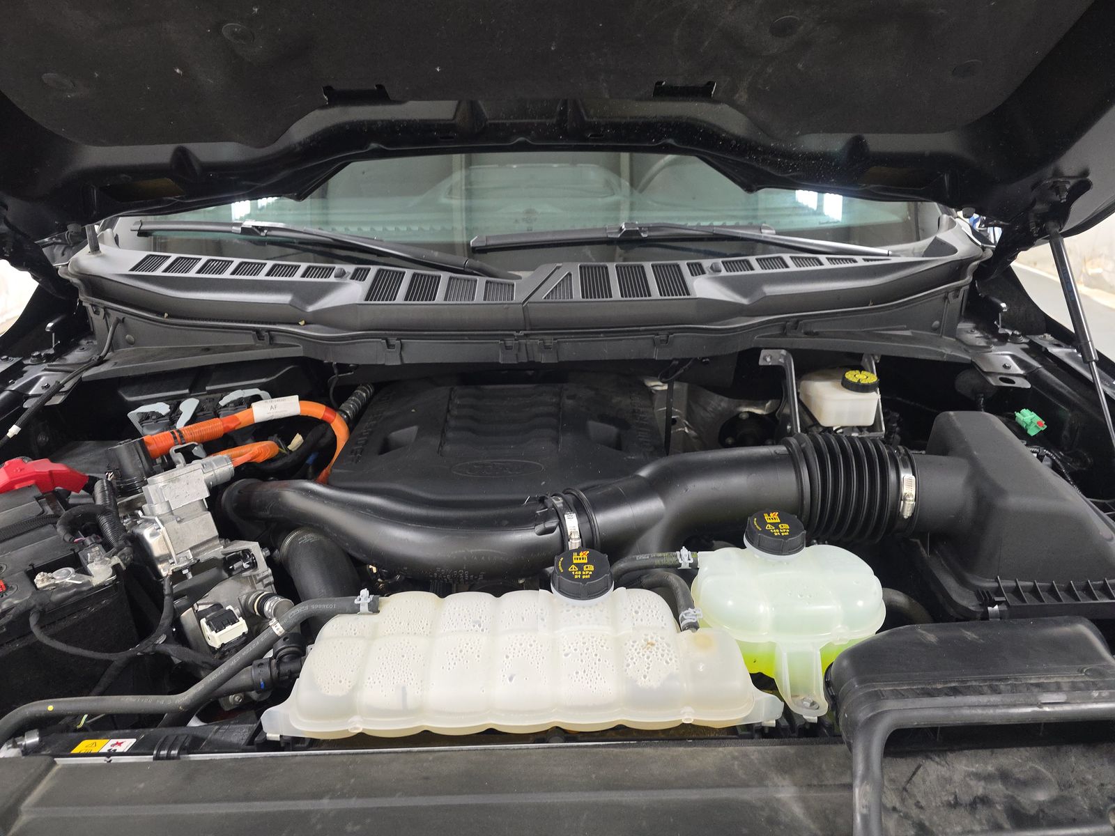 2023 Ford F-150 Hybrid XLT AWD