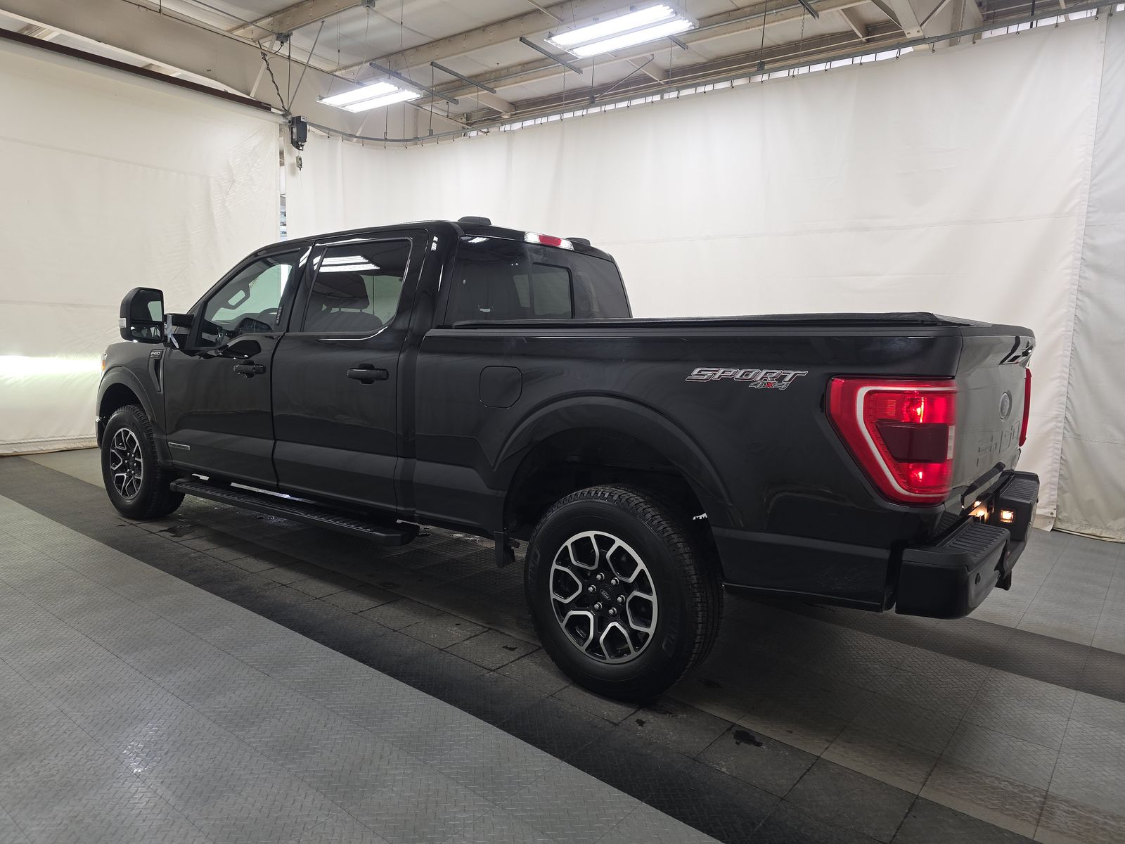 2023 Ford F-150 Hybrid XLT AWD