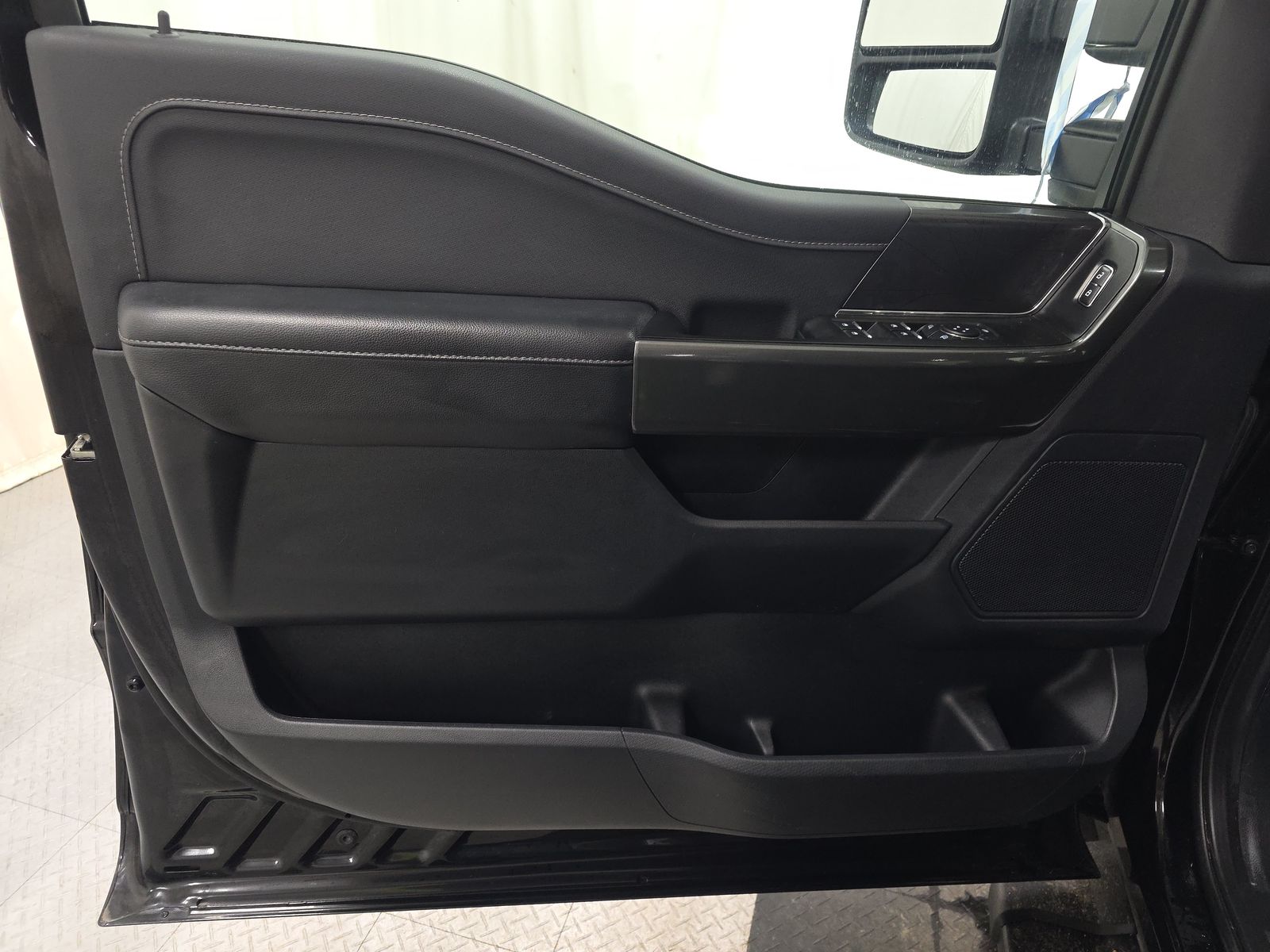 2023 Ford F-150 Hybrid XLT AWD