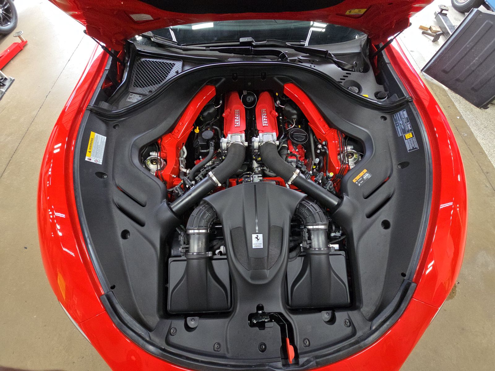 2023 Ferrari Roma Base RWD