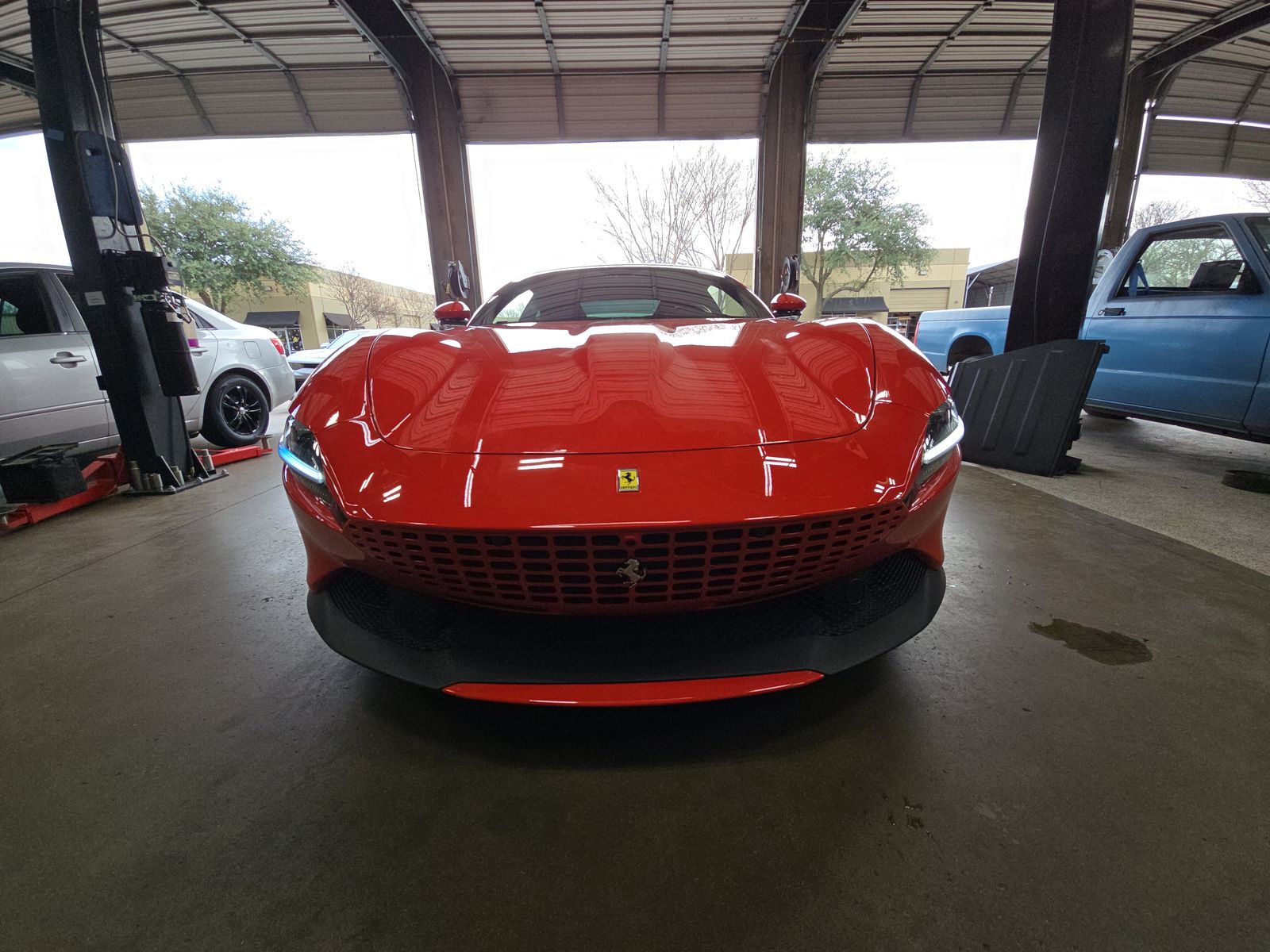 2023 Ferrari Roma Base RWD