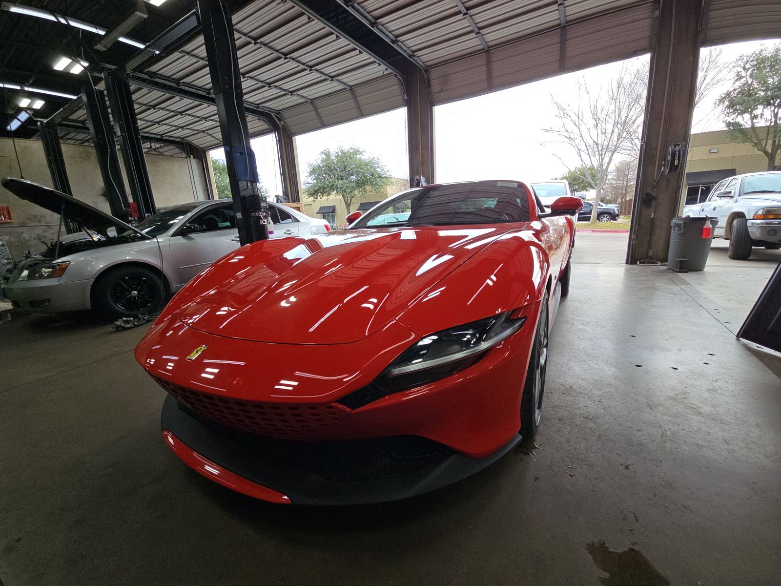 2023 Ferrari Roma Base RWD