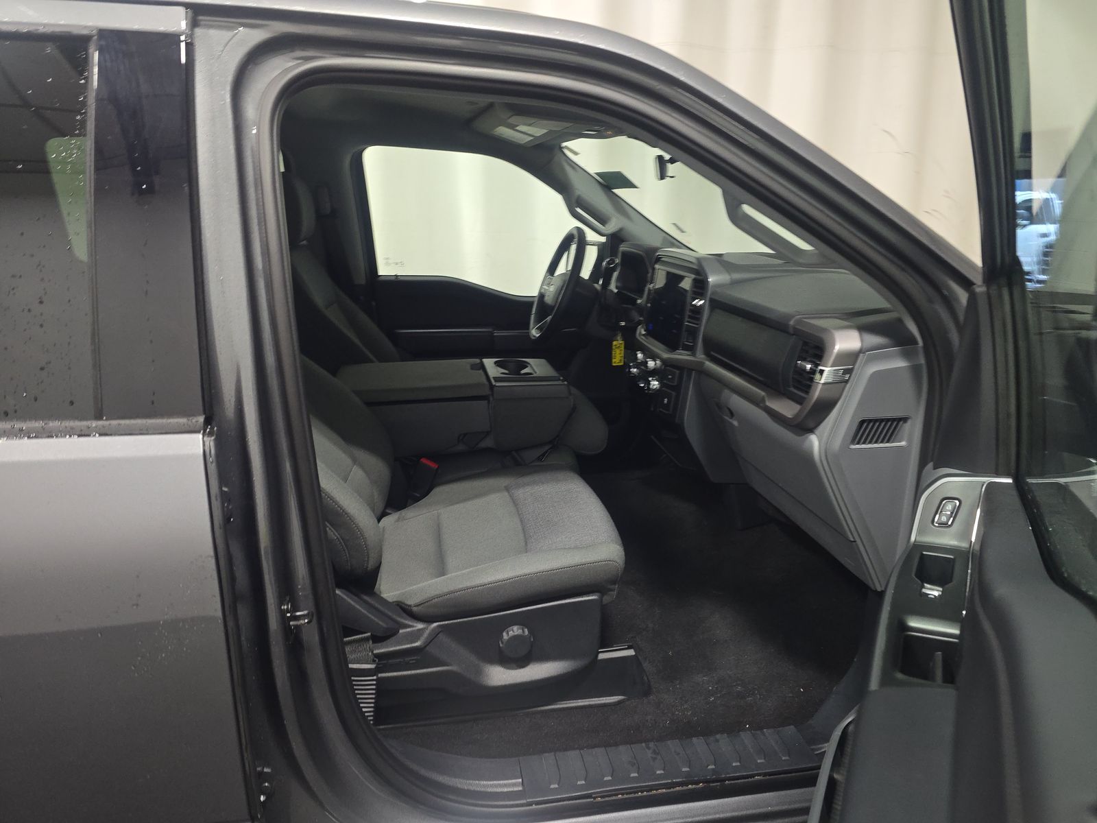 2025 Ford F-150 XLT AWD