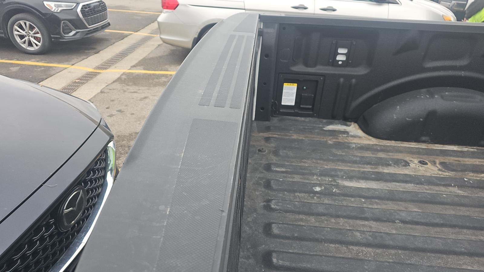 2025 Ford F-150 Hybrid XLT AWD