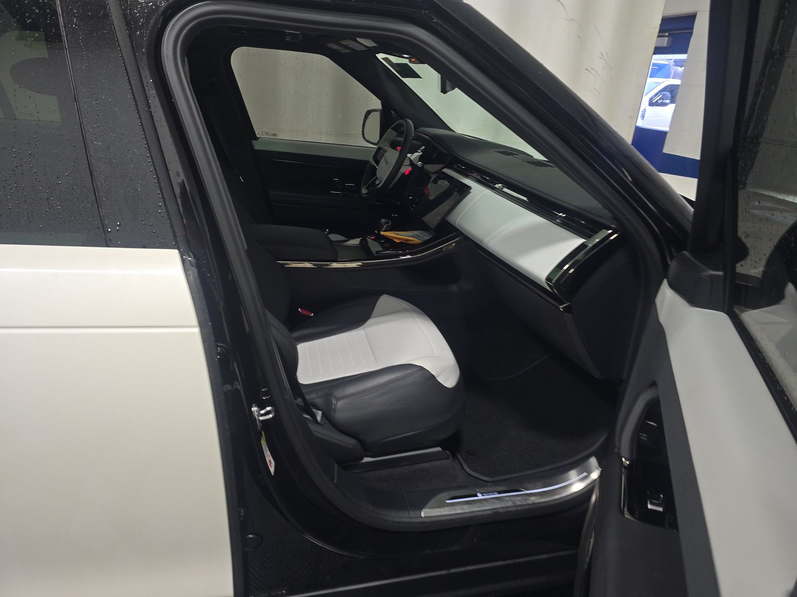 2024 Land Rover Range Rover Sport SV Edition One Obsidian Black AWD