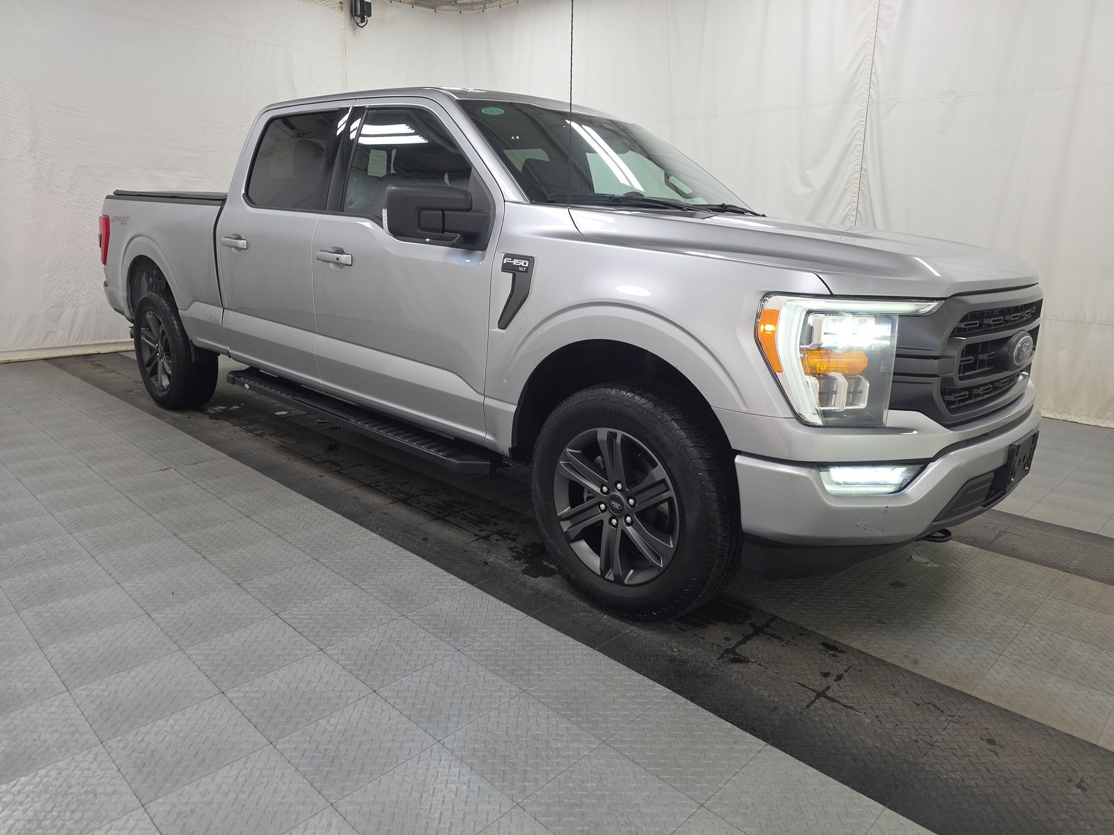 2023 Ford F-150 XLT AWD