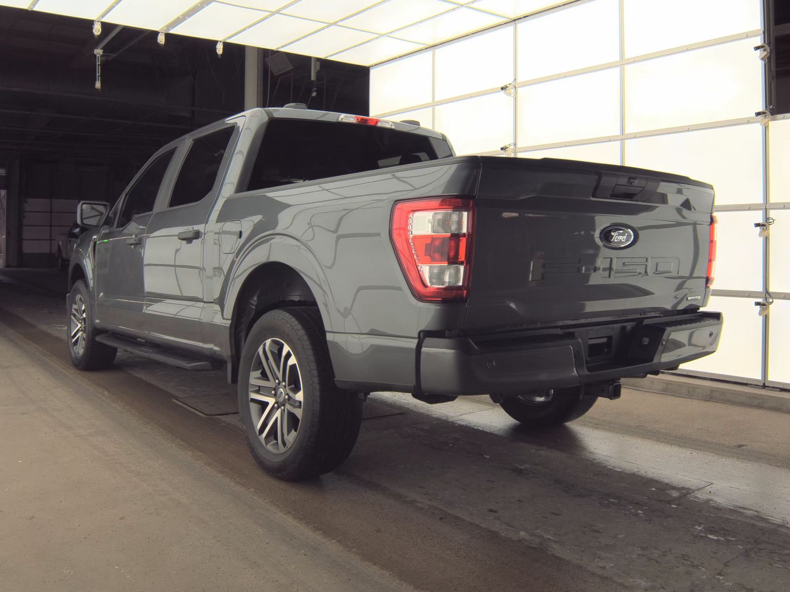 2022 Ford F-150 XL AWD