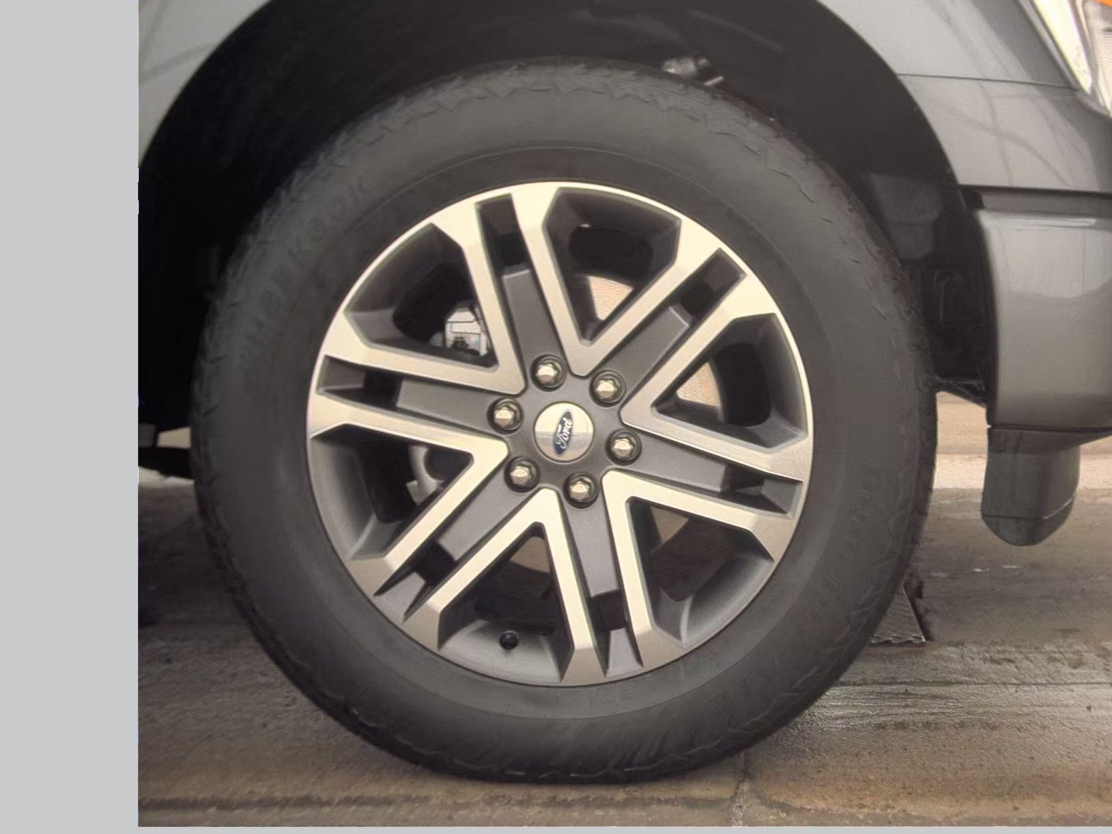 2022 Ford F-150 XL AWD