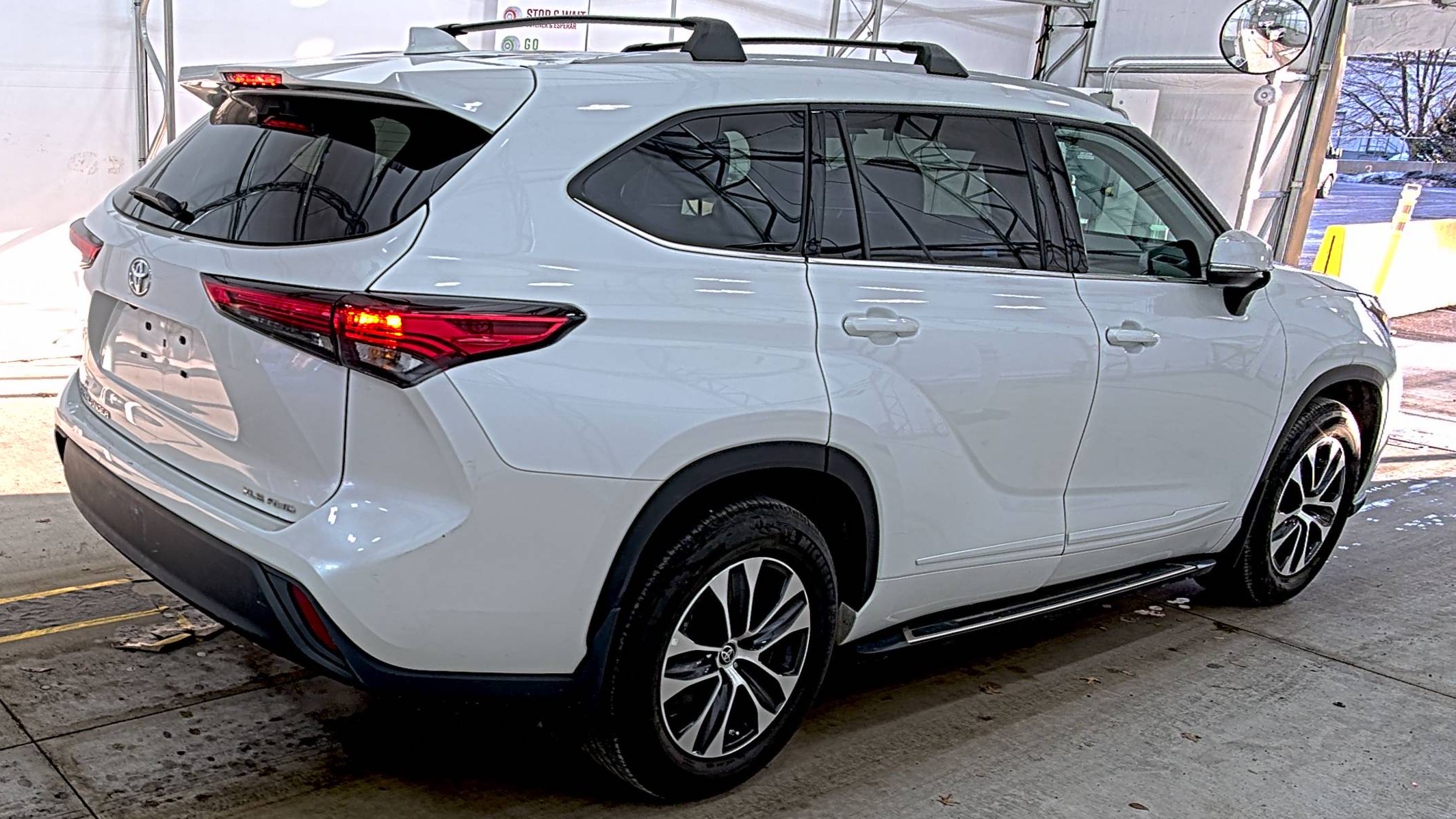 2022 Toyota Highlander XLE AWD